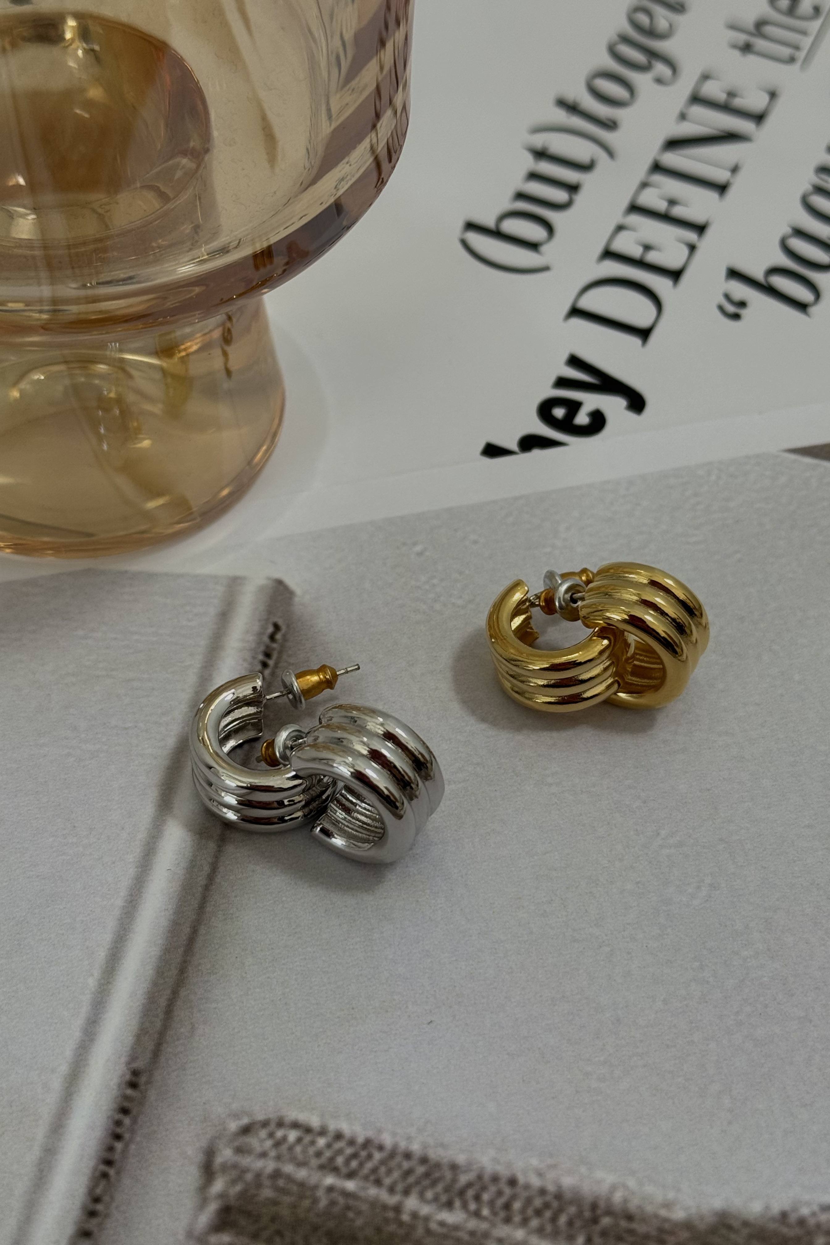 （現貨）時髦立體C字耳環 GJ76