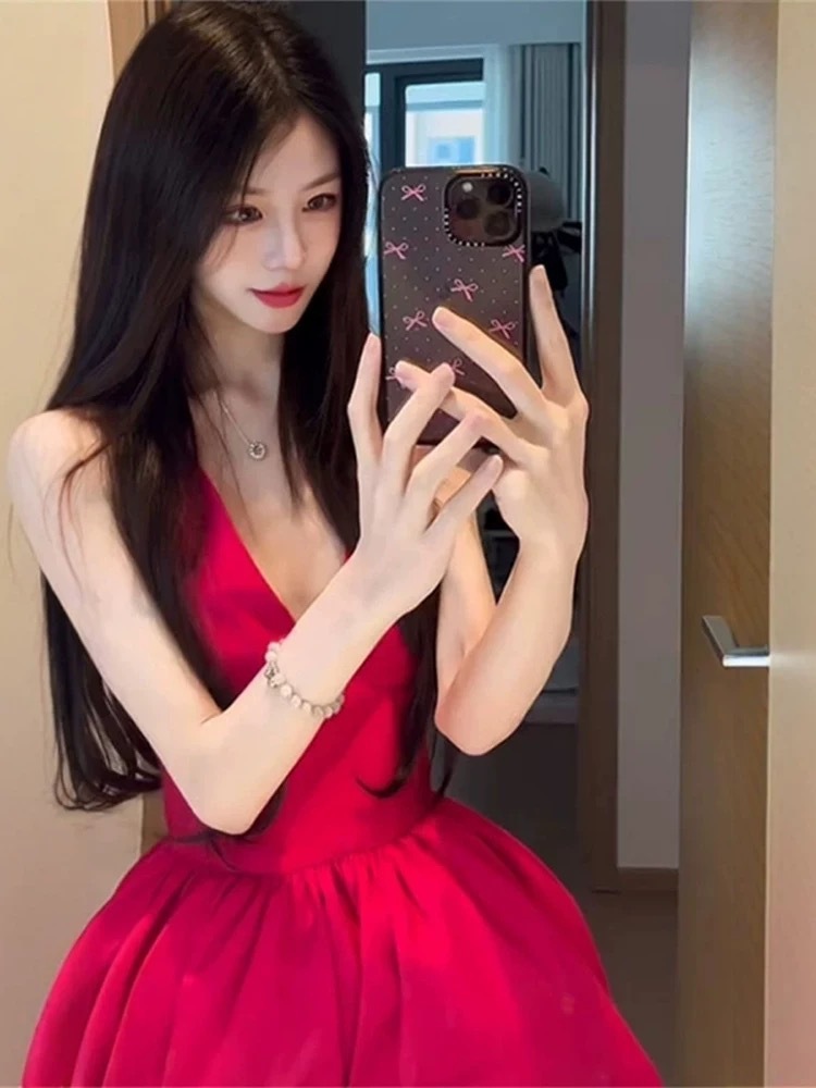 V領收腰 澎裙小洋裝