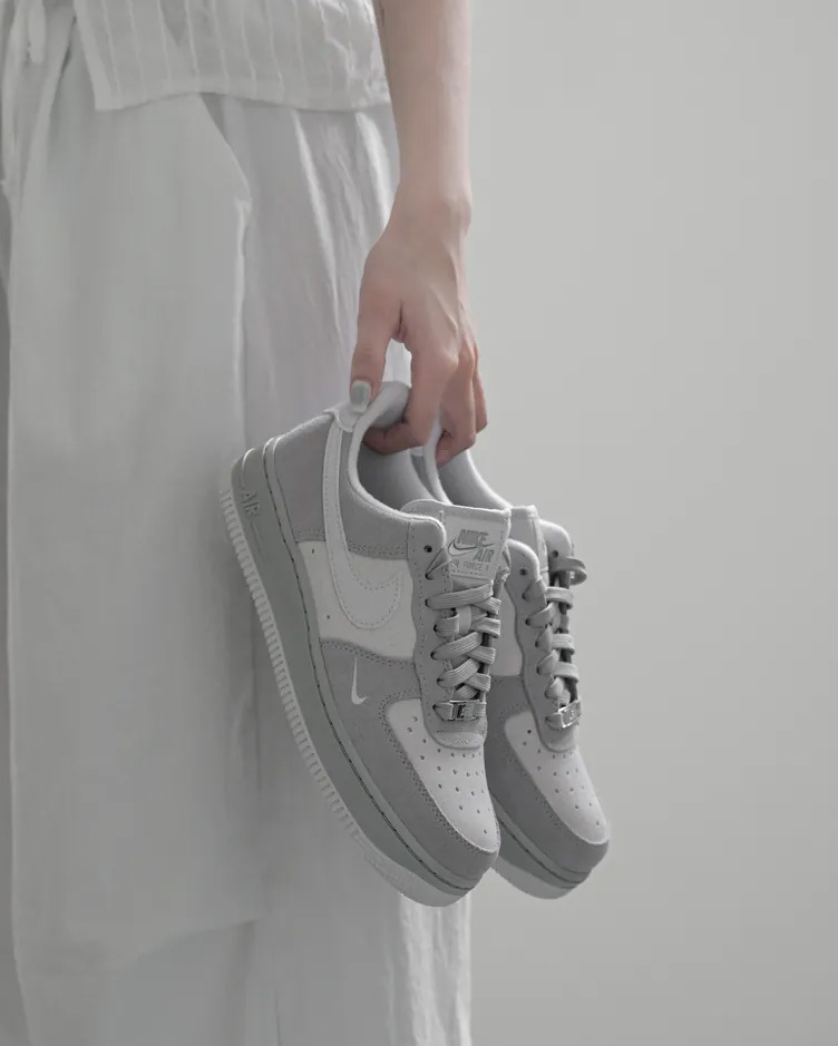 (預訂) Nike Air Force 1 - Light Smoke Grey