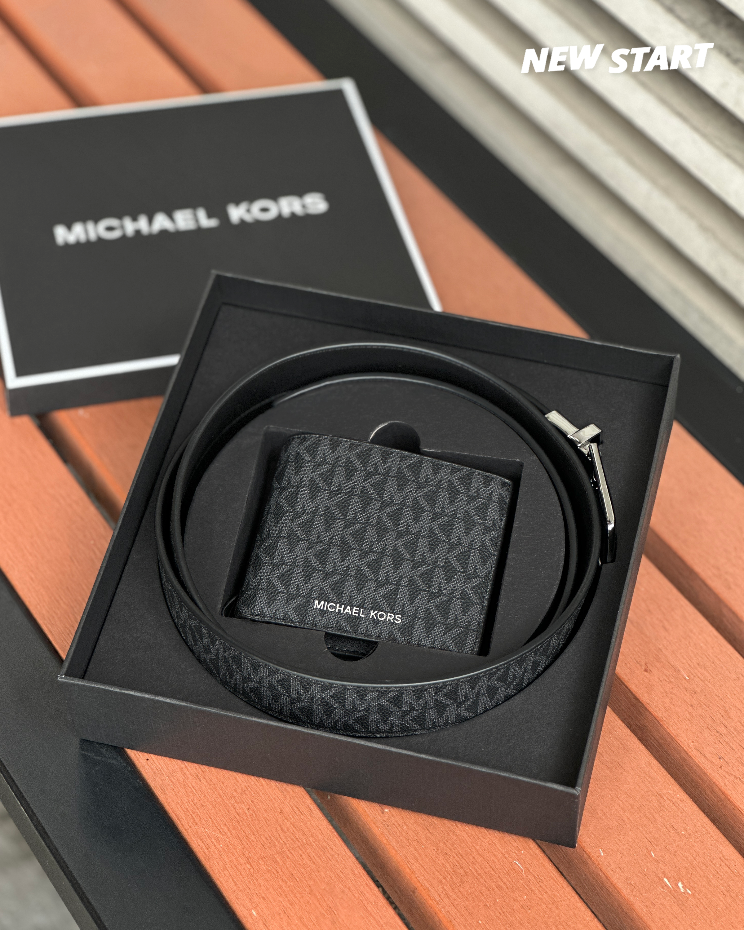 Michael Kors MK 八卡短夾+皮帶禮盒 短夾皮帶組