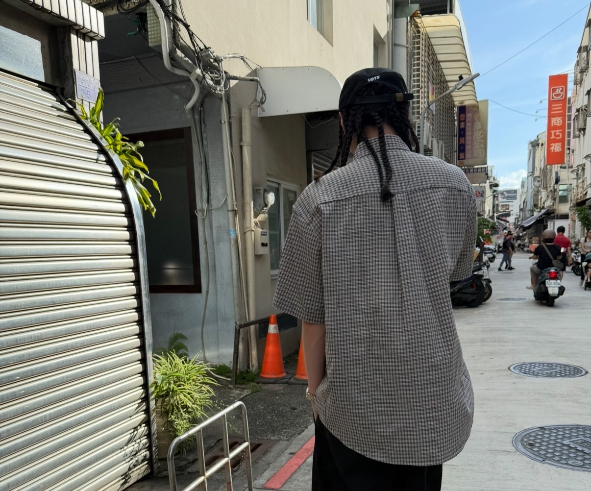 小格子圓擺襯衫