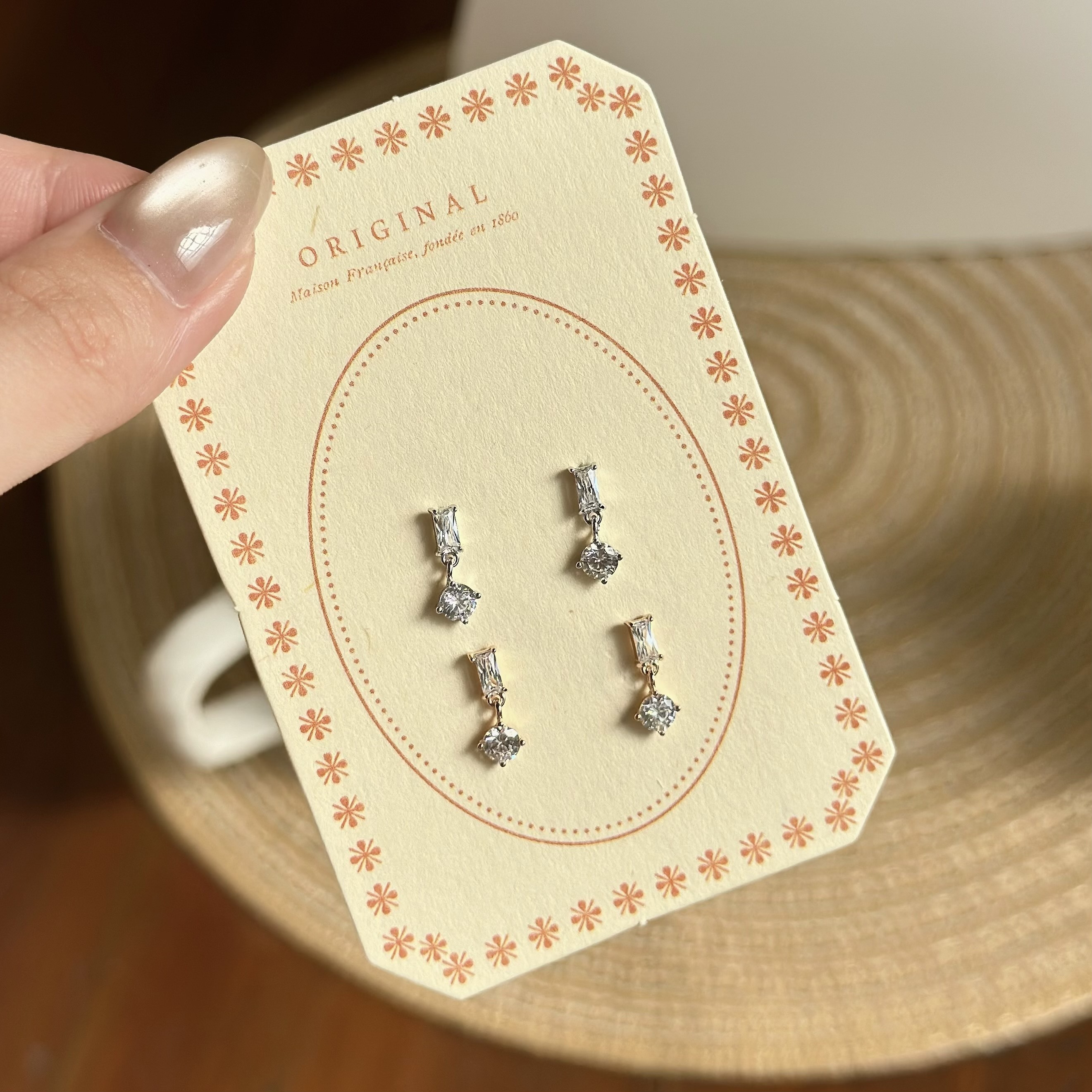 K142【輕奢】鋯石單鑽小垂吊純銀鎖針