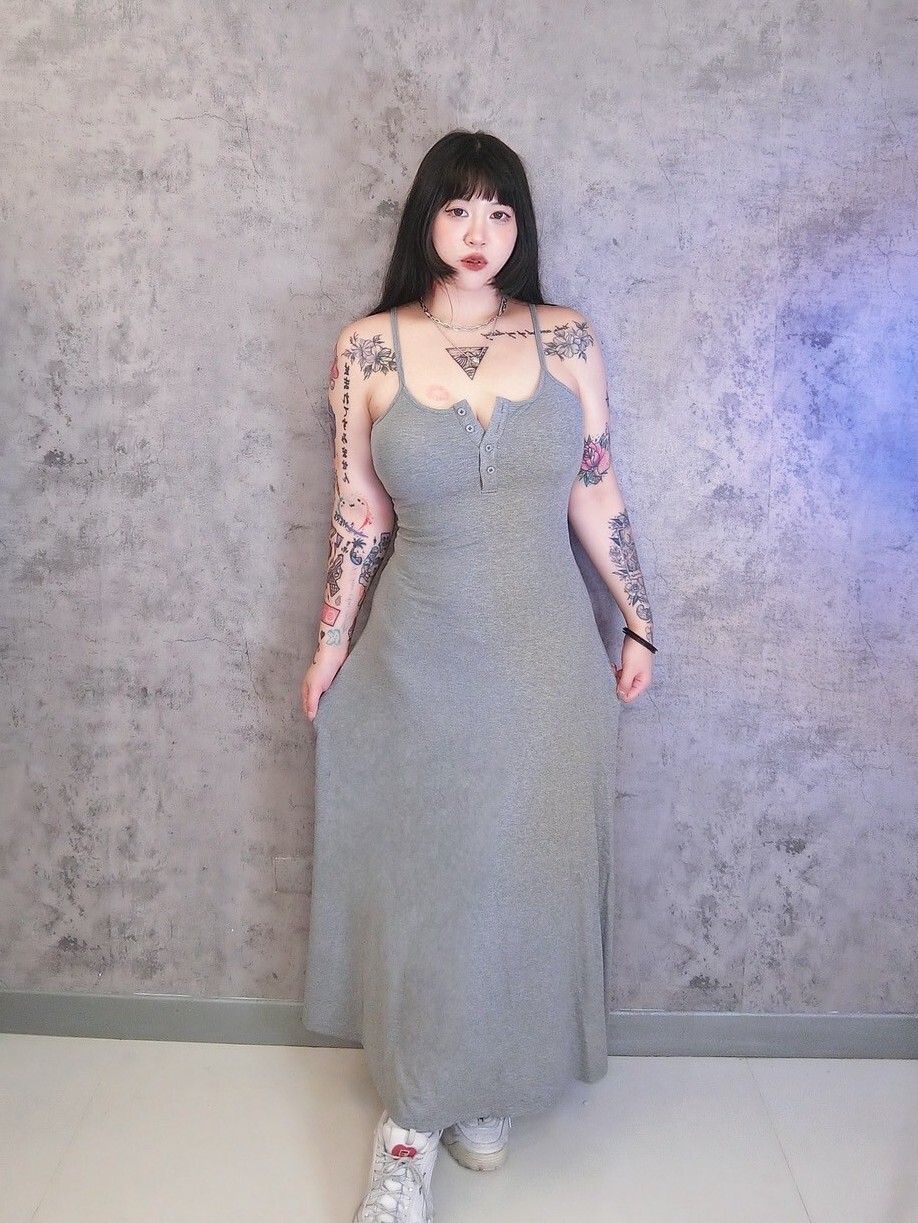 莫代爾棉四釦細肩帶長洋