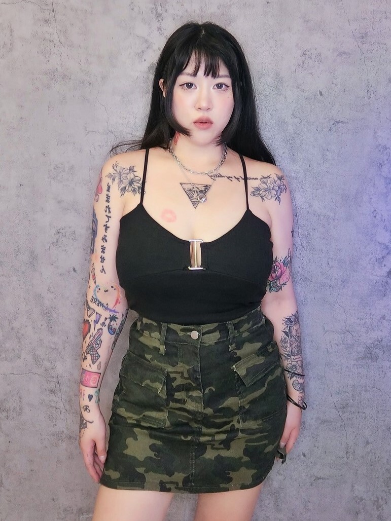 鐵釦性感細肩帶小可愛