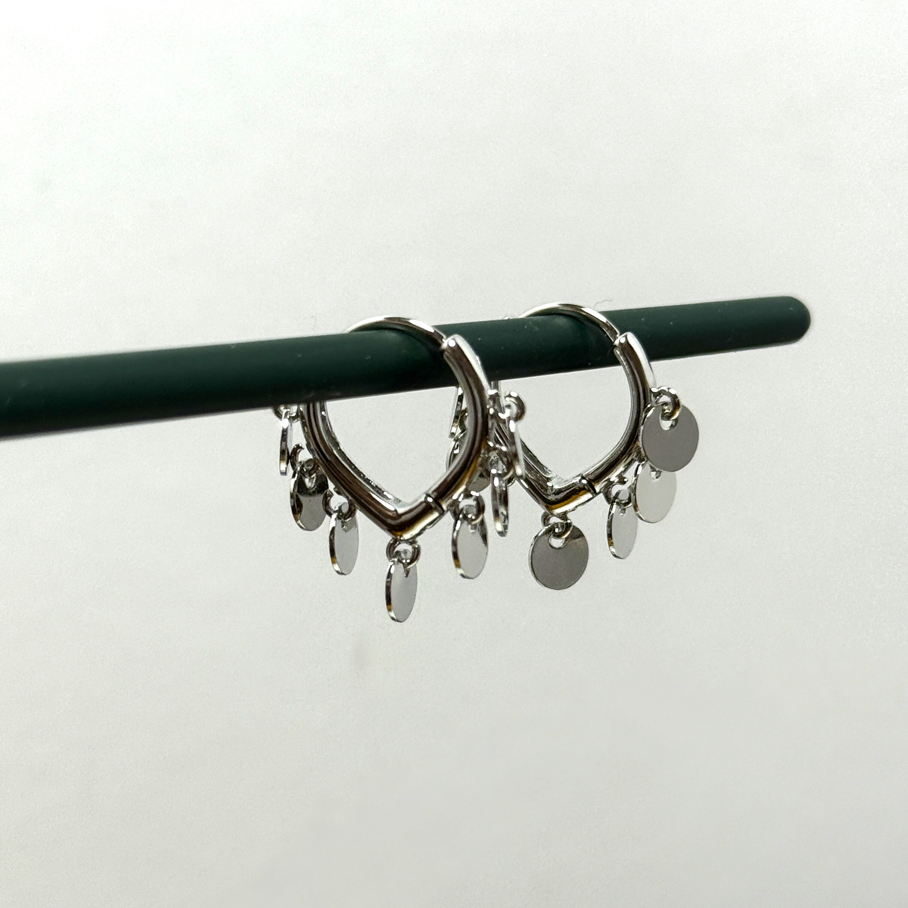 Sequins Earring。925 Silver Pin