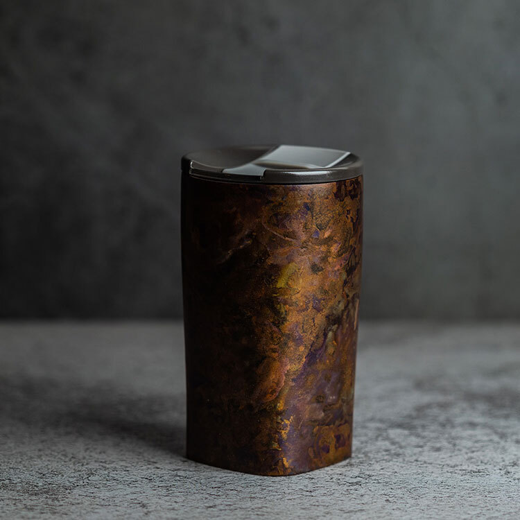 昶典鈦造 x 折井著色所 方形鈦杯｜地嶼赤｜鈦焠之美/鈦金屬