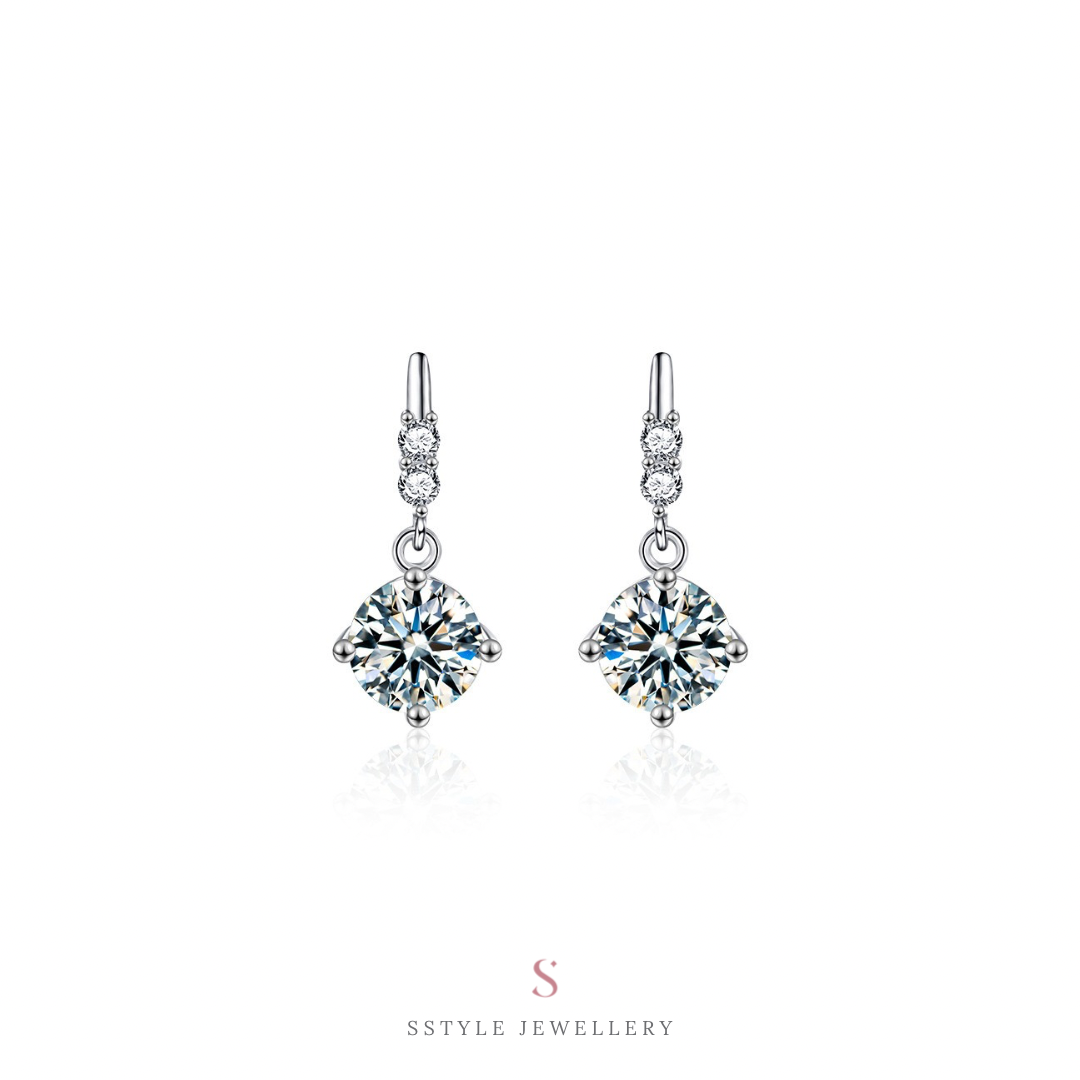 Lely moissanite earrings