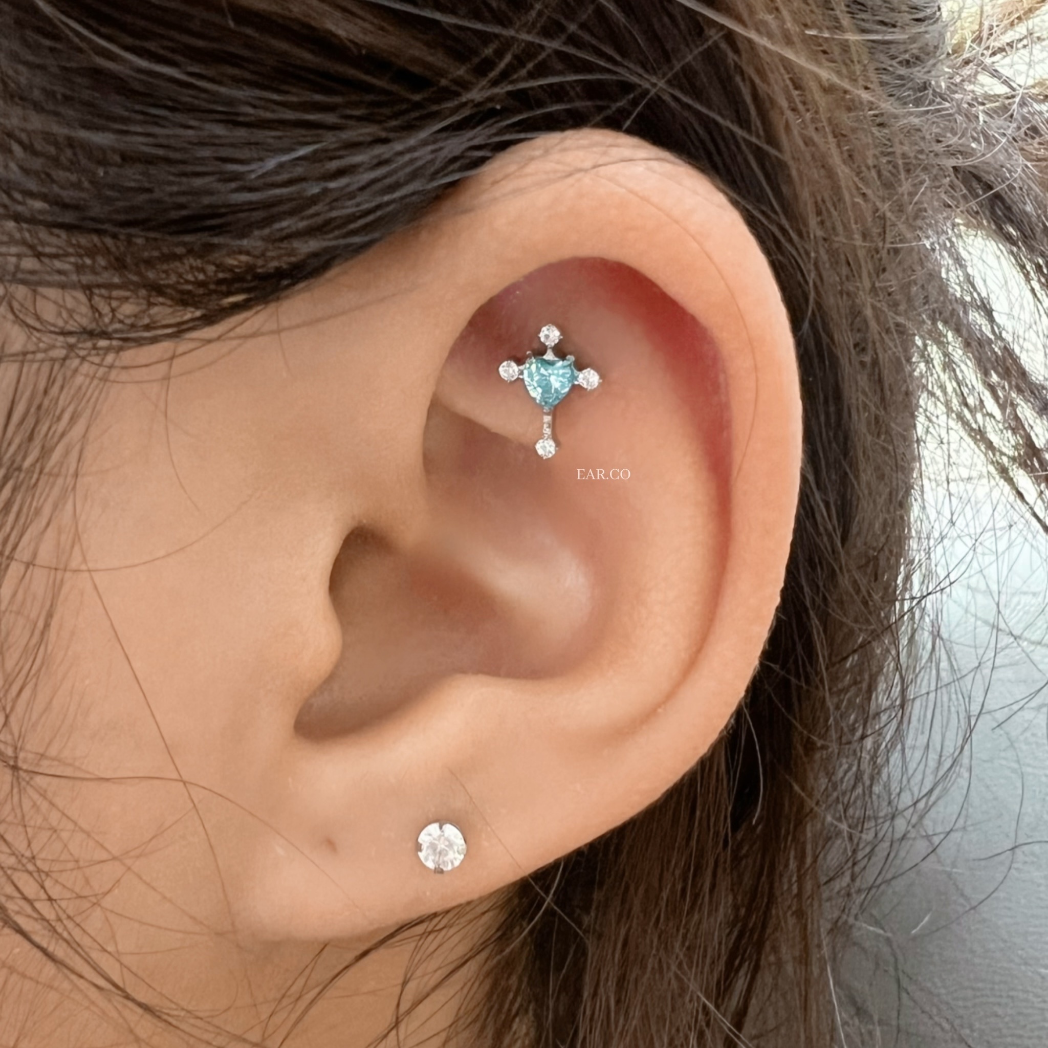 心形十字架平頭耳門/耳珠/耳骨釘 [G23 Titanium]