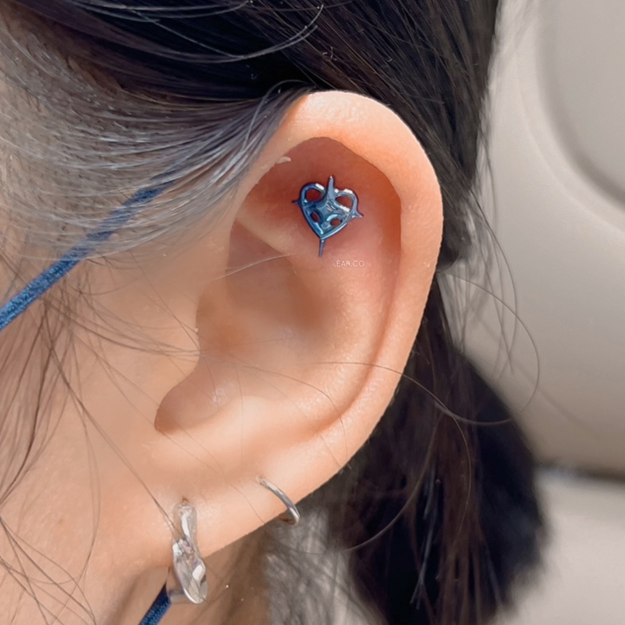 心形十字星芒平頭耳門/耳珠/耳骨釘 [G23 Titanium]