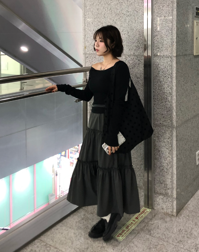 早秋預訂｜三層荷葉邊喇叭長裙