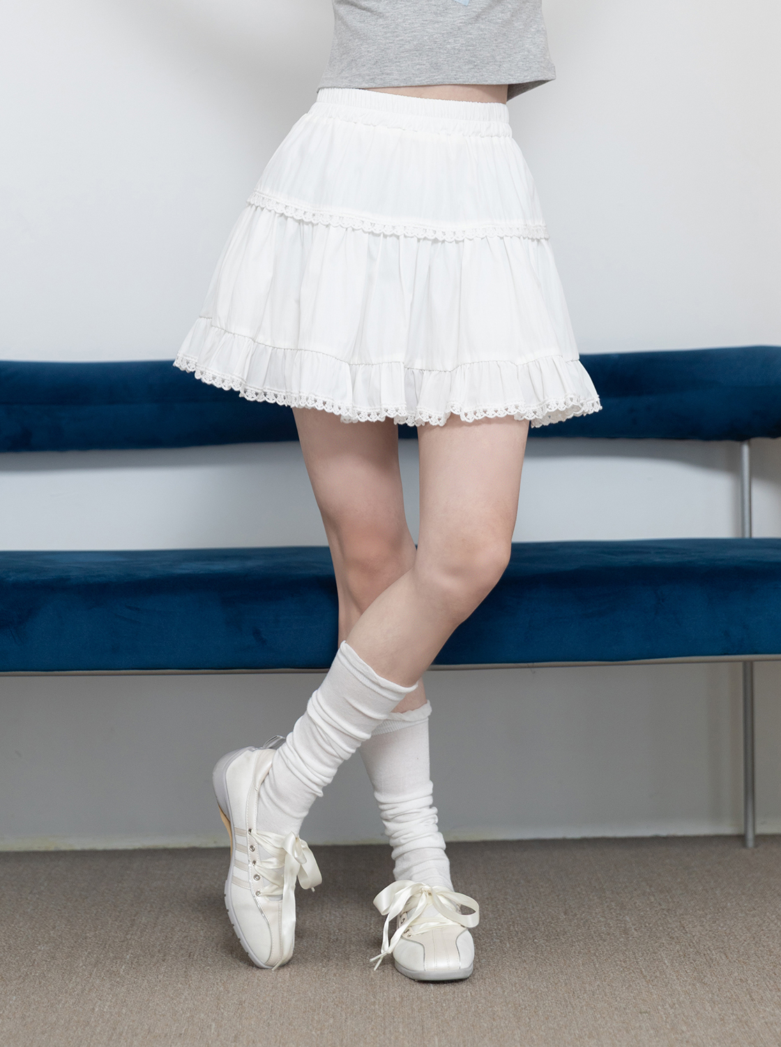 晨霧抓皺蕾絲花邊裙