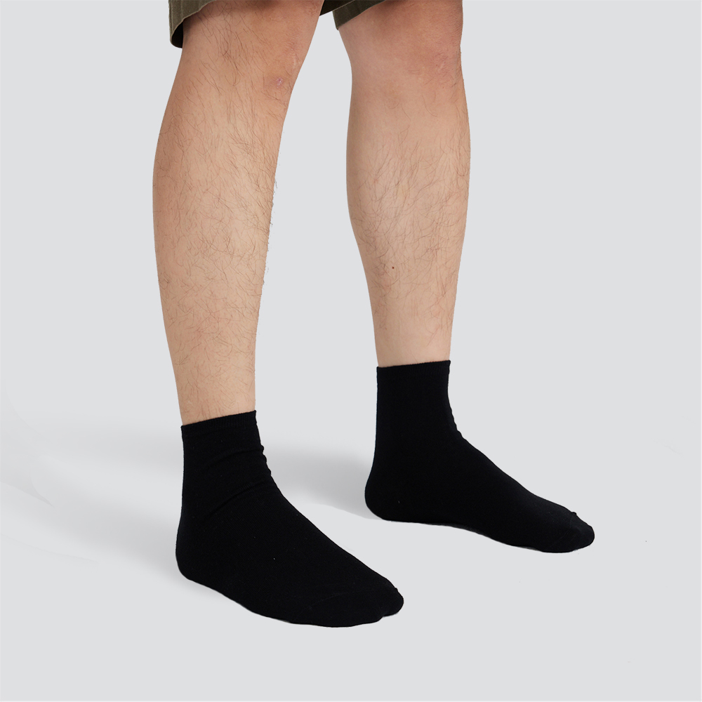 無縫棉質中筒襪-黑