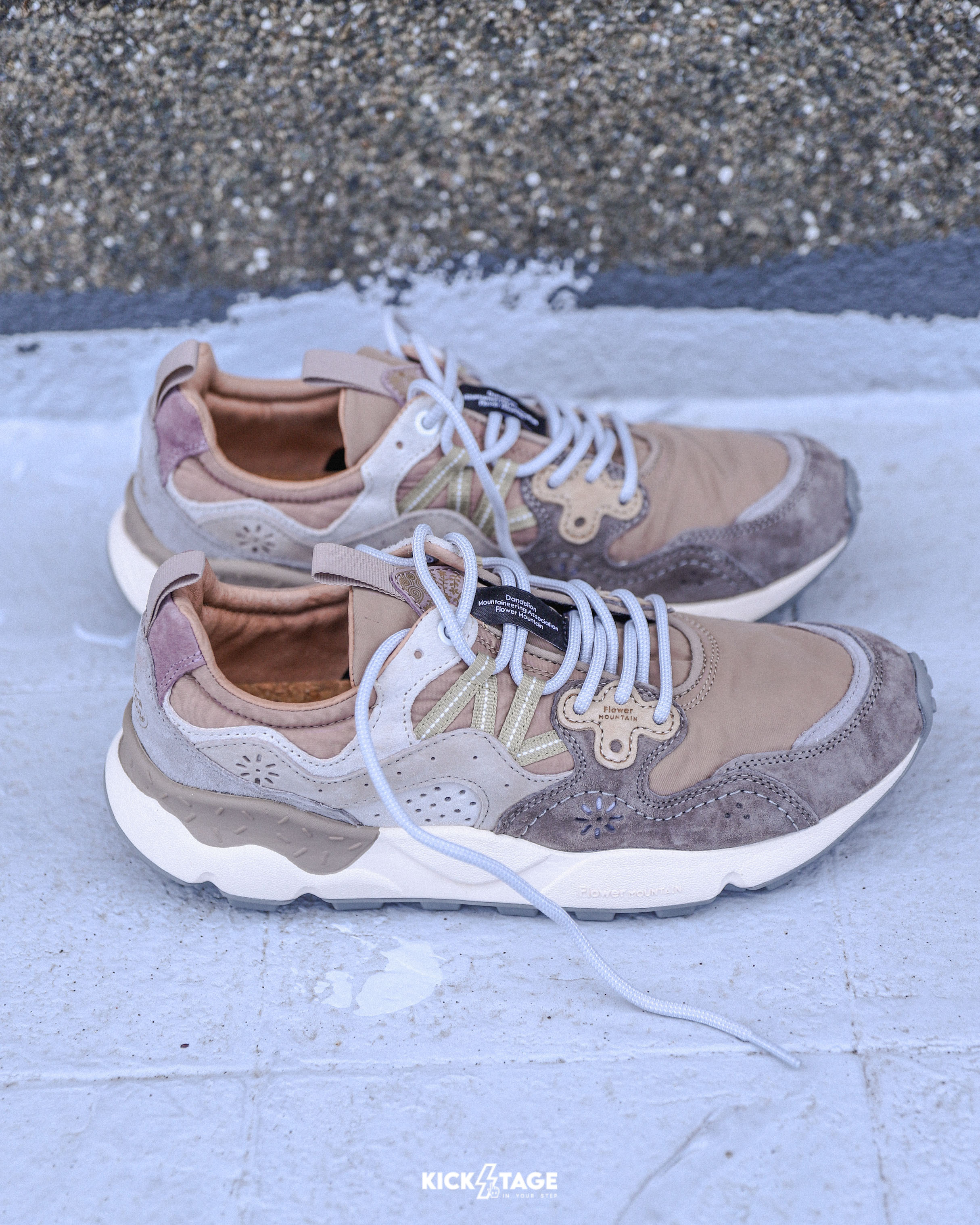 男鞋 Flower MOUNTAIN 山霧花野 YAMANO 3 山野3 厚奶焙香 灰色 戶外 皮革 多層次拼接 軟木鞋墊 耐磨橡膠大底 休閒鞋【FM2589209】