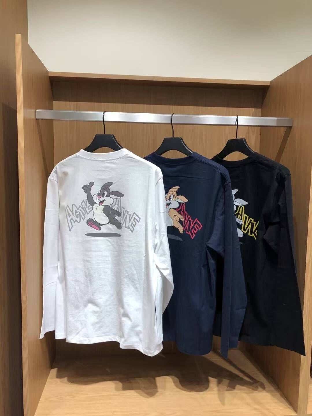 【預購】AKR082609 ADLV CHINCHILLA 長袖上衣