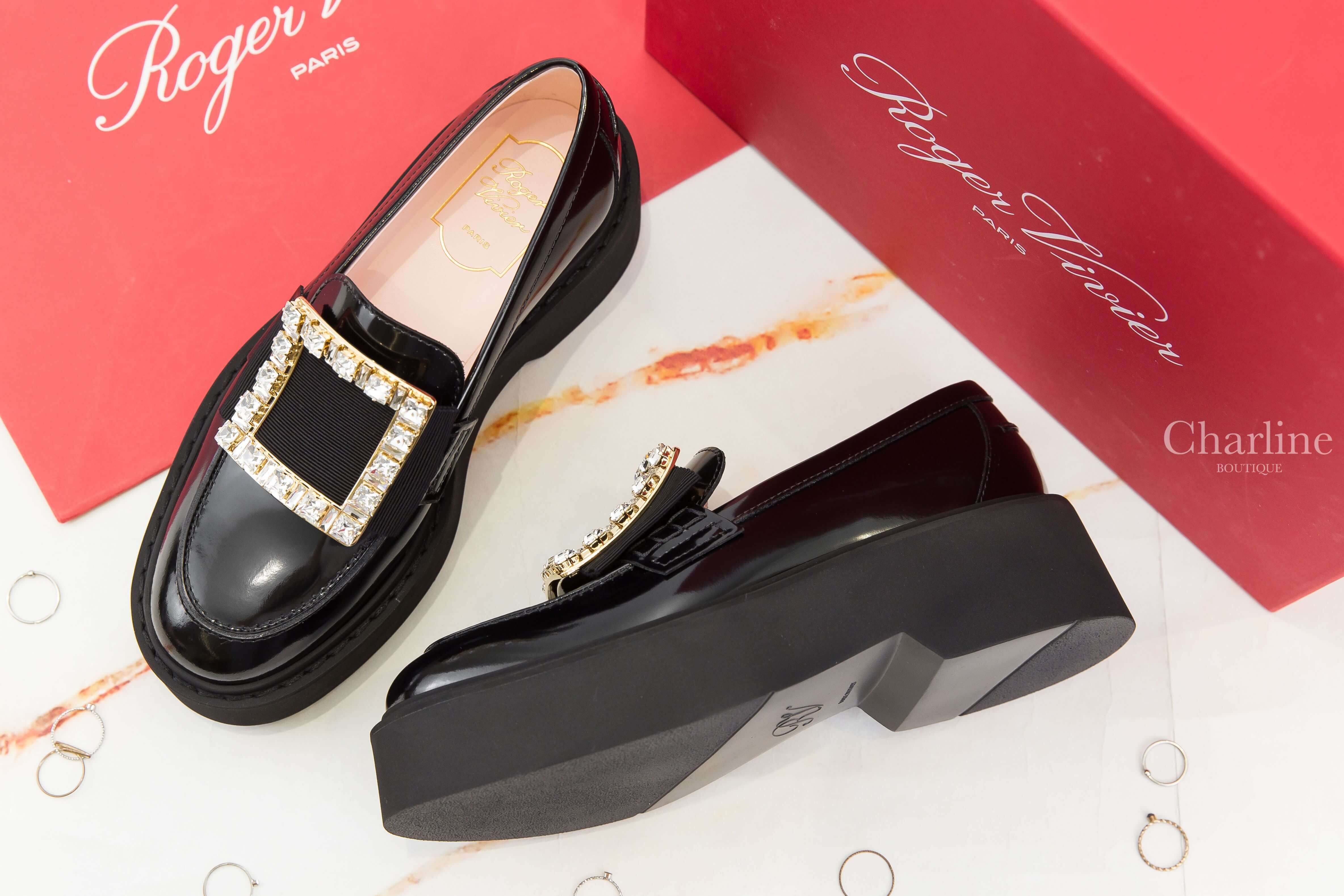 Roger Vivier Viv' Rangers Loafers In Leather 黑色漆皮淡金色水晶方釦厚底樂福鞋-Charline Boutique 精品代購