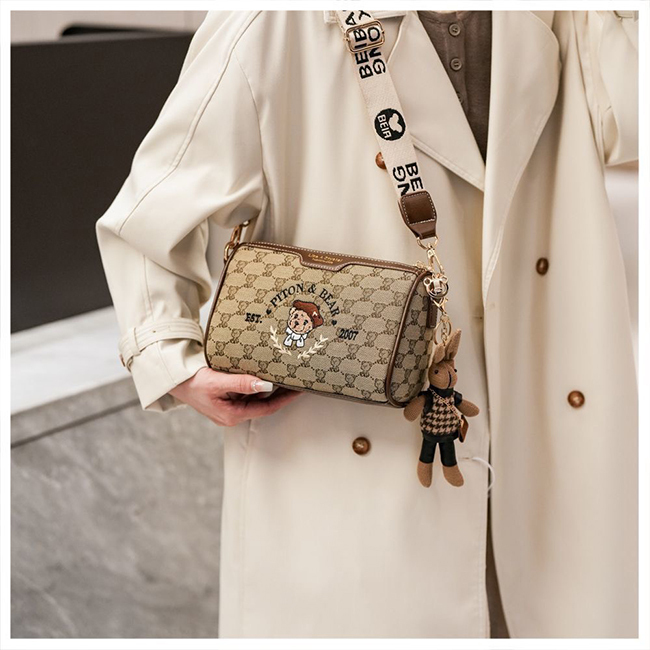 NEW 女孩熊可愛圓筒包-現貨