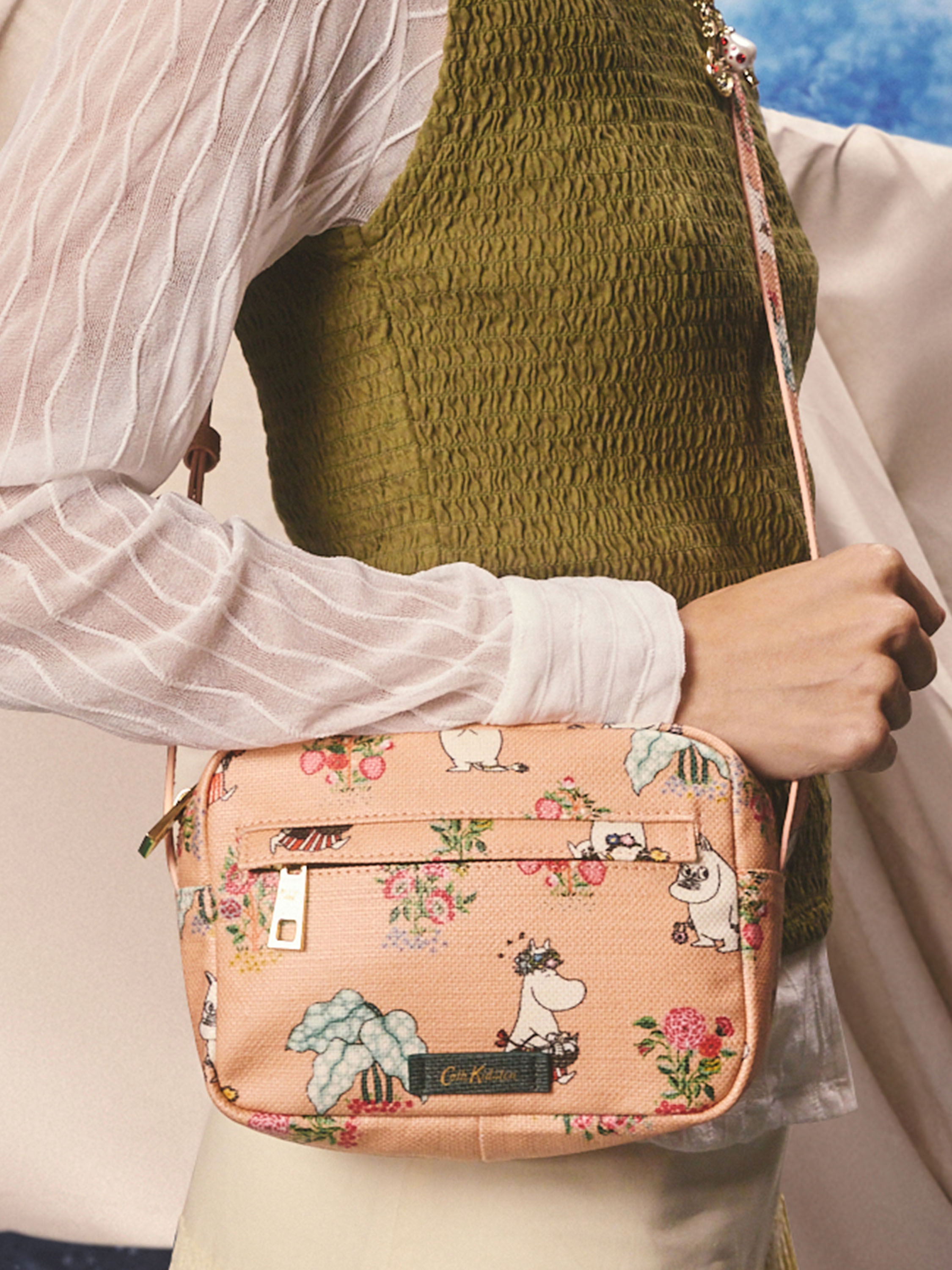 Moomin Bunches 斜背相機包