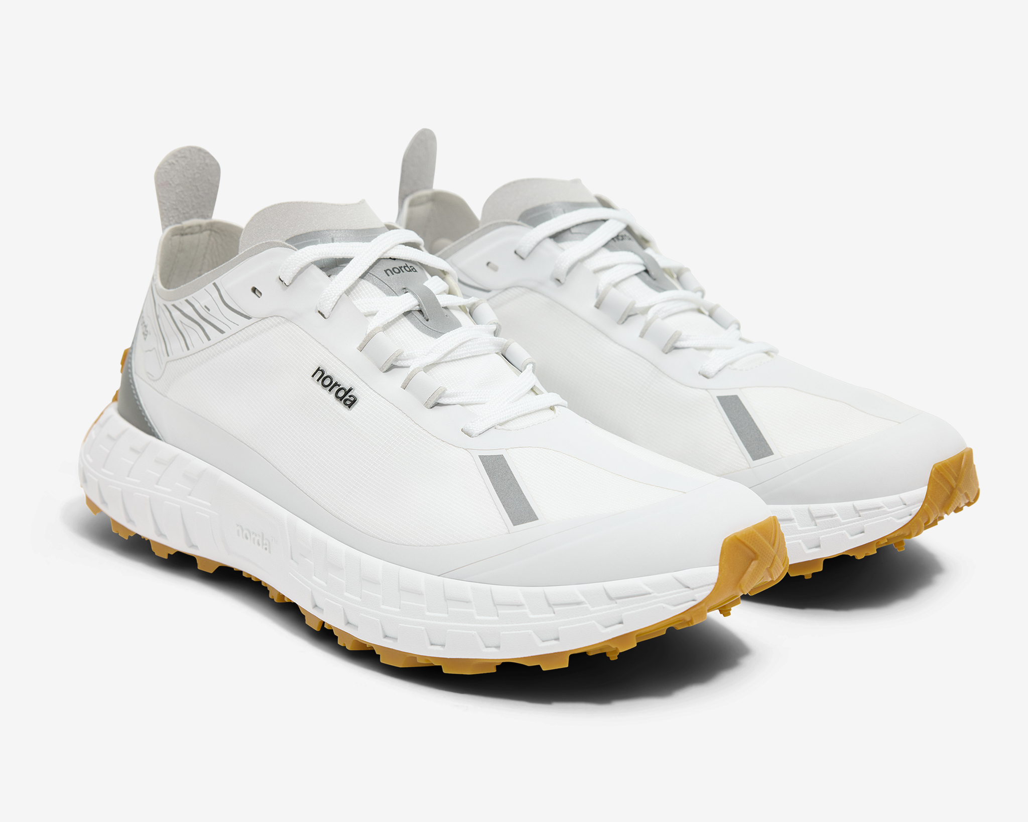 NORDA｜M-001A "White/Gum"