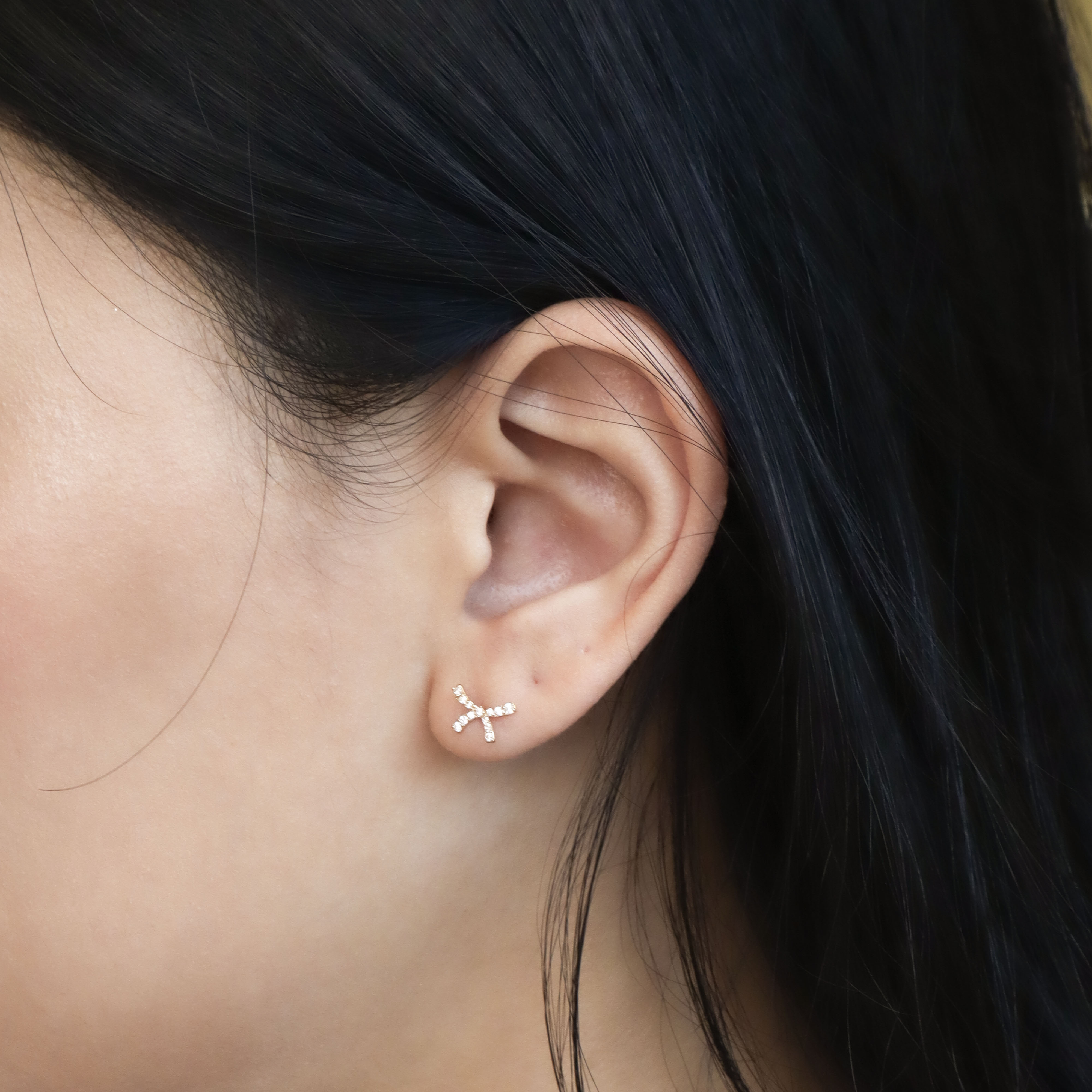 10K/閃耀小緞帶結耳環