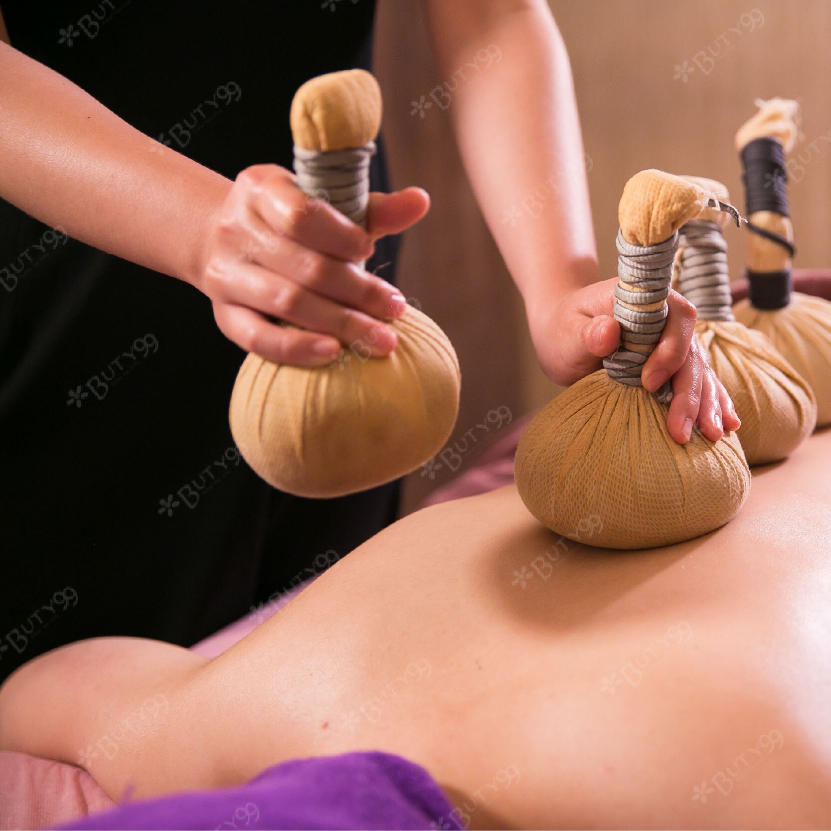 《北部》120分鐘！香氣流轉！阿育吠陀芳香精油舒壓＋精選腿腰舒壓SPA,699元