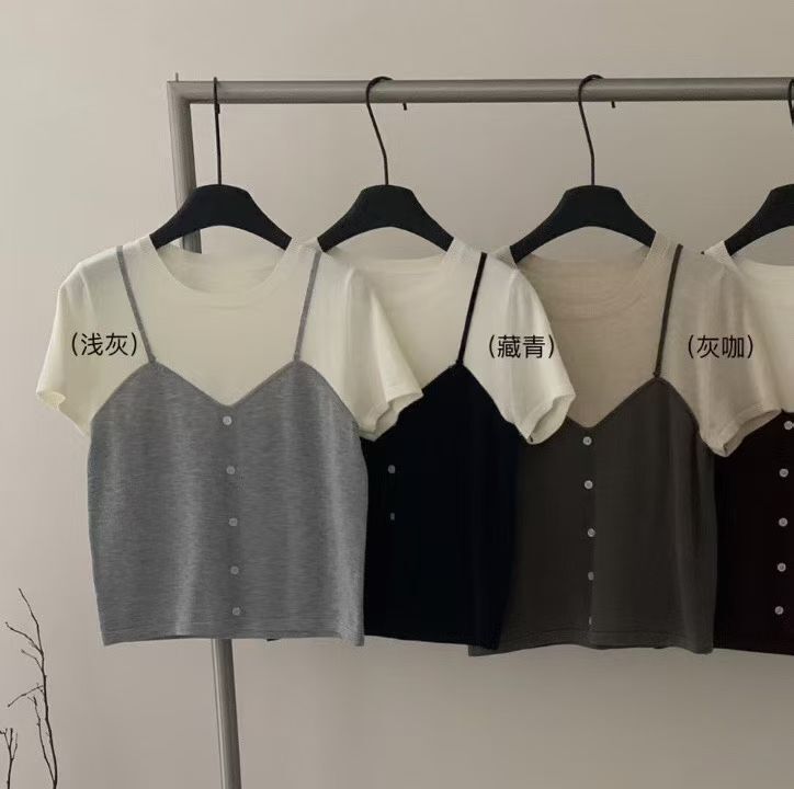 MI5019 假兩件吊帶鈕扣上衣