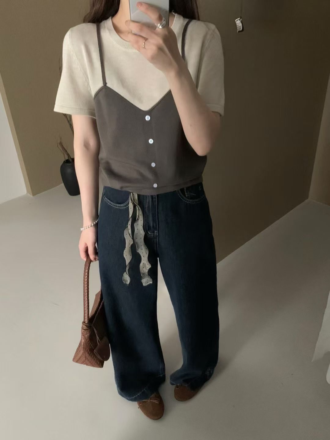 MI5019 假兩件吊帶鈕扣上衣