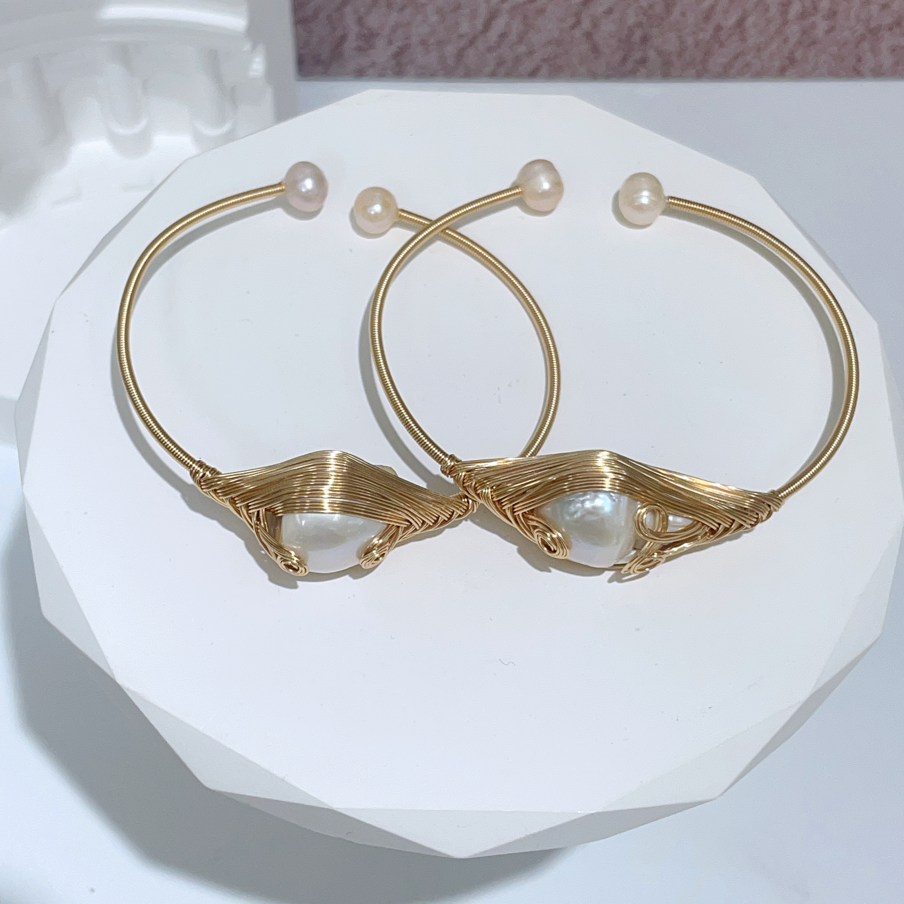 巴洛克珍珠繞線手環