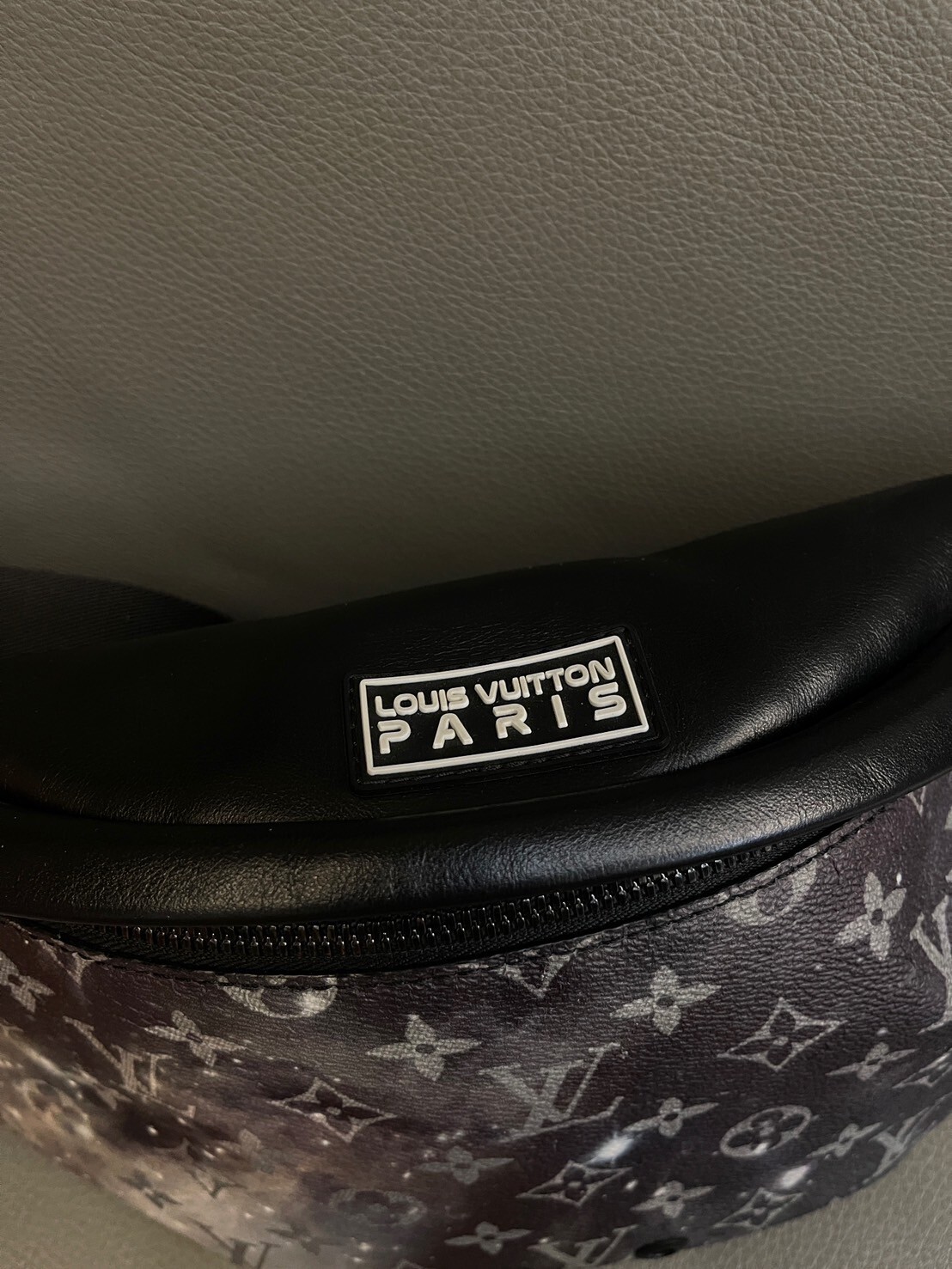 二手美品 LV Galaxy星空限定款 黑老花腰包