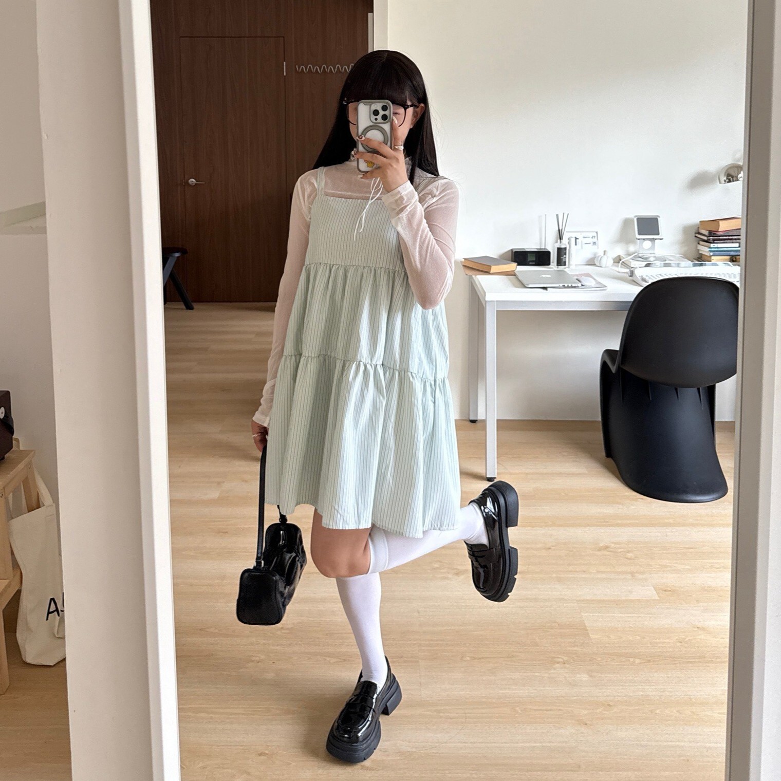 /𝙘𝙝𝙞𝙝 𝙢𝙖𝙙𝙚/ 草莓布丁🍮直紋蛋糕短洋