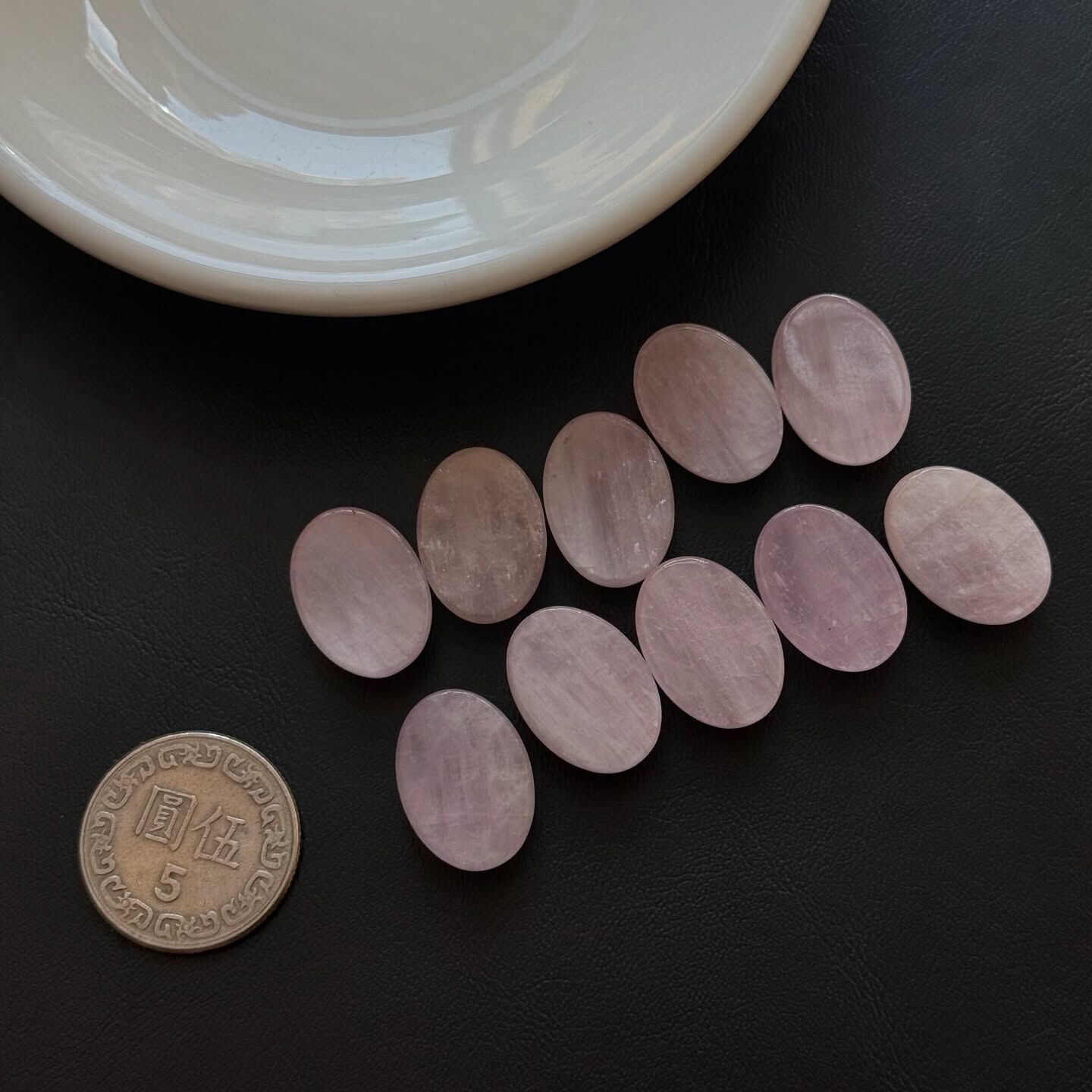 [原石] 紫鋰輝 水晶蛋面