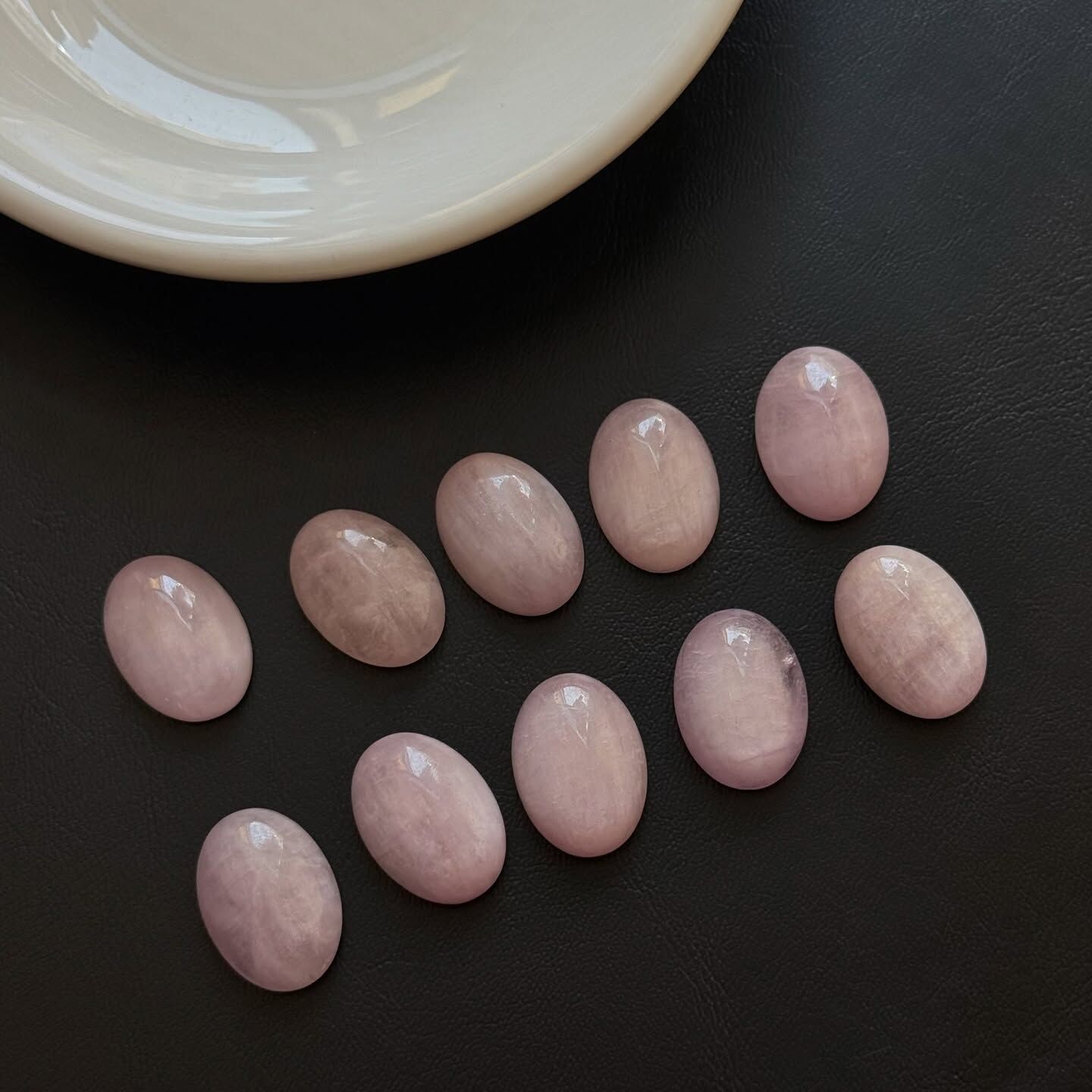 [原石] 紫鋰輝 水晶蛋面