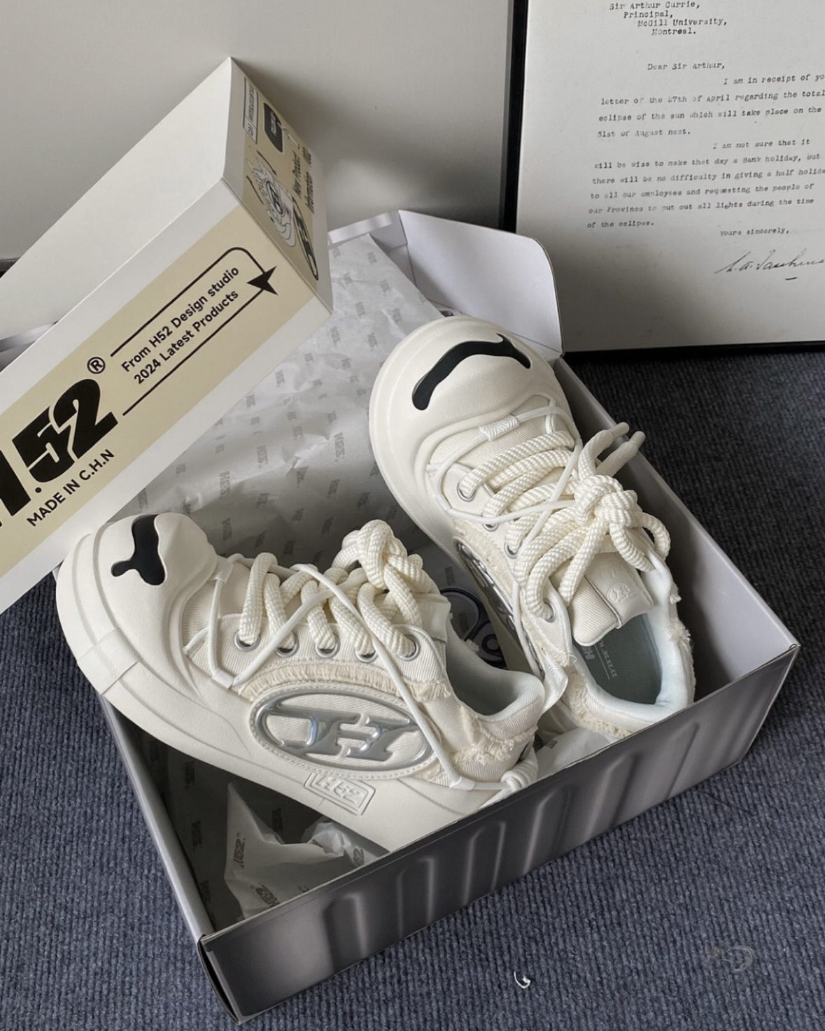 H52 二代 開口笑 奶油蛋糕鞋 解構 溶解 粗鞋帶 小香風 白