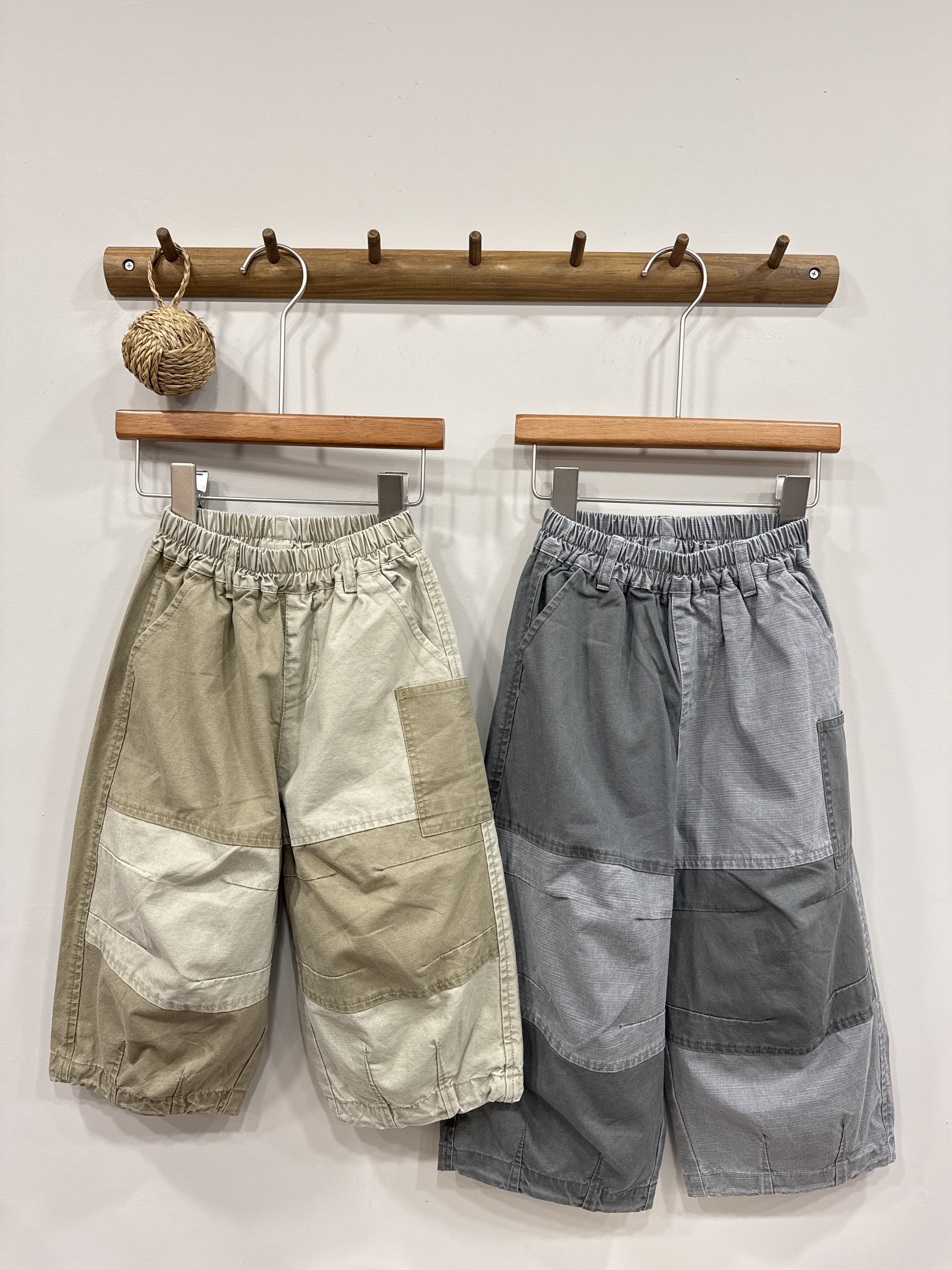 A02858拚色不對稱休閒褲