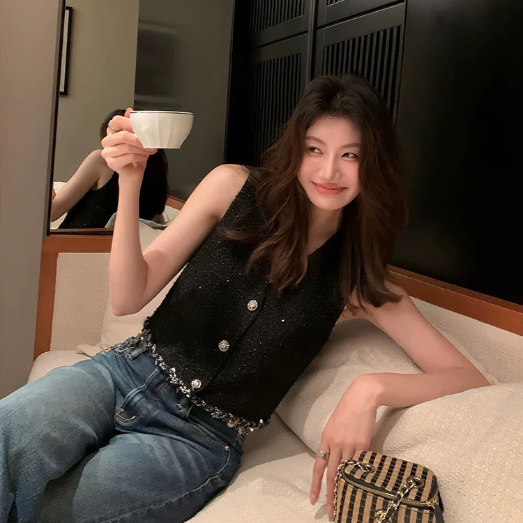 經典黑拼接編織V領排釦小香上衣背心S-XL (Elegant & Love)