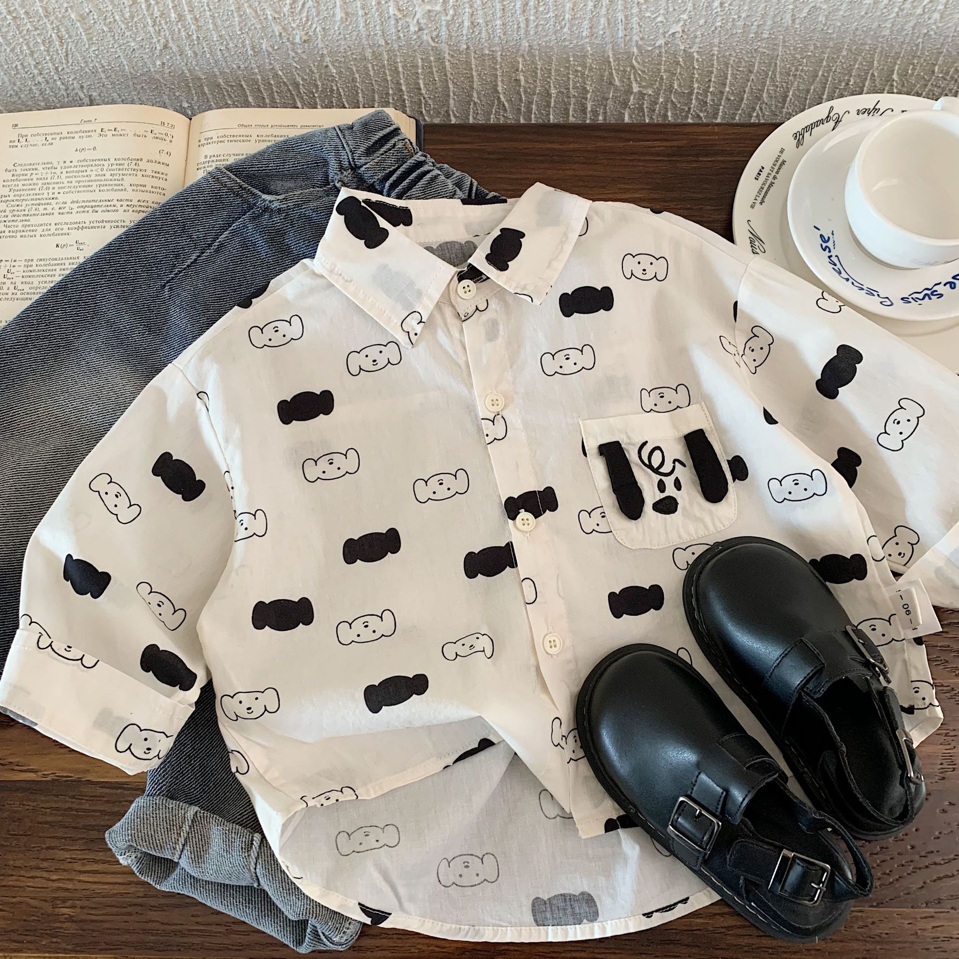 黑白小狗勾 長袖上衣/襯衫