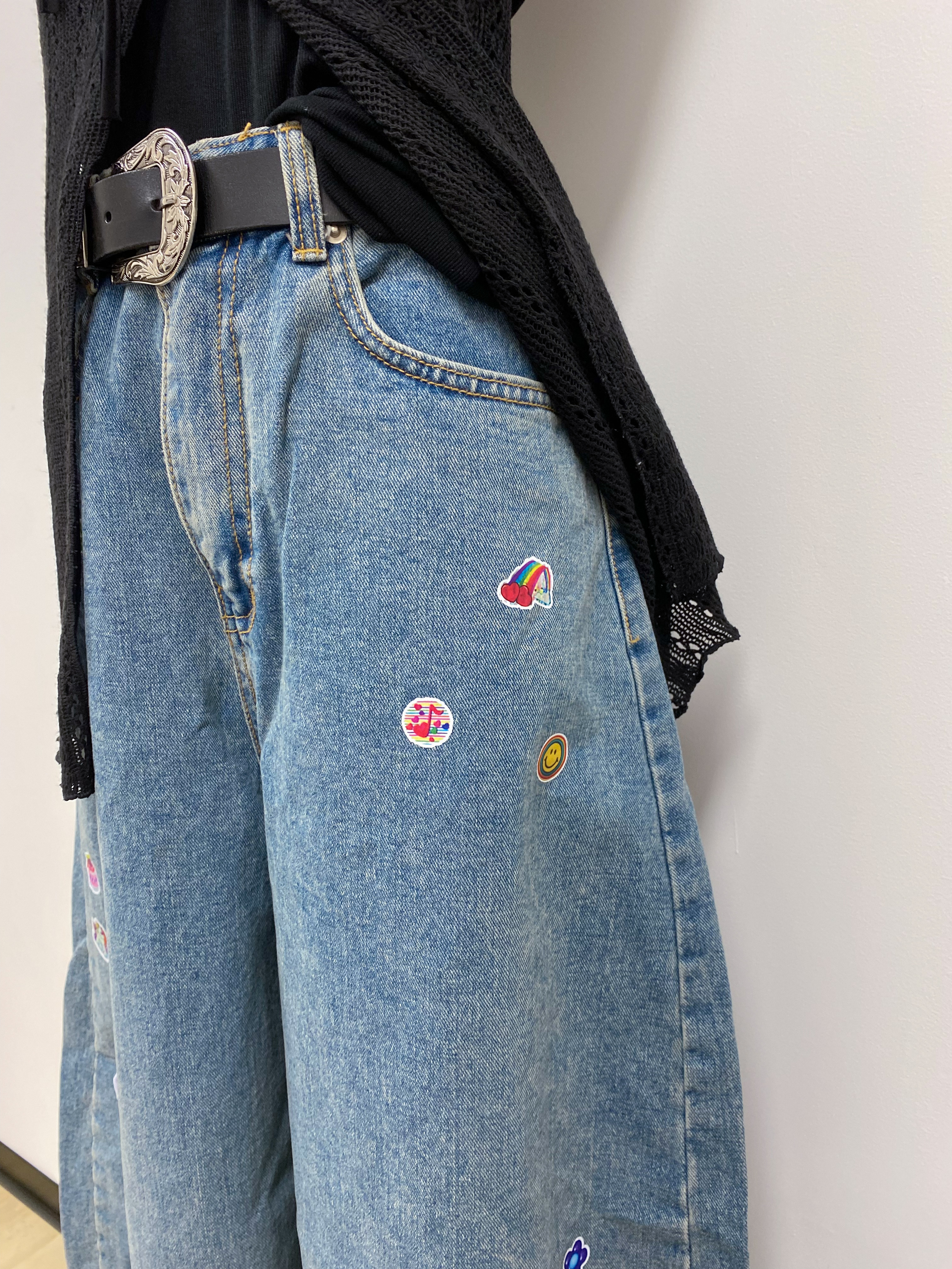 Y2K貼紙彎刀牛仔褲