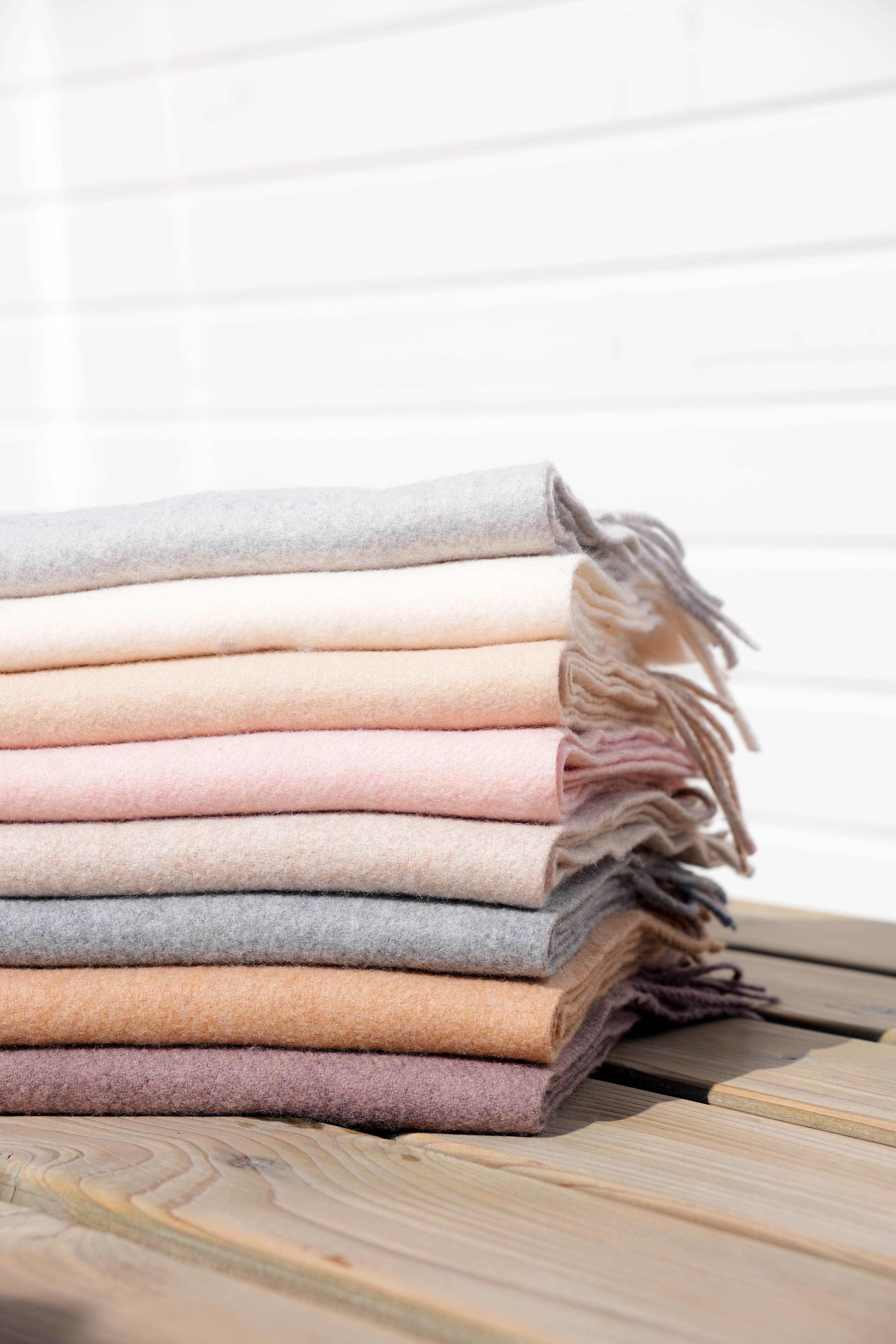 特選　天然色羊毛100% 中国段通 元宝緞通 100段 約130cm×62cm 彩虹長段染