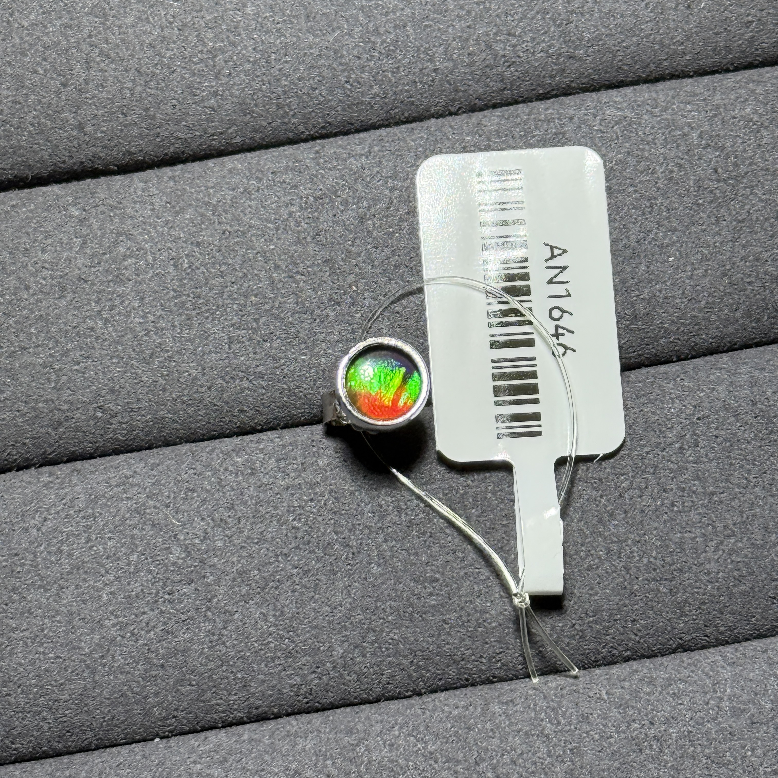 頂級斑彩石耳環單隻 AN1646