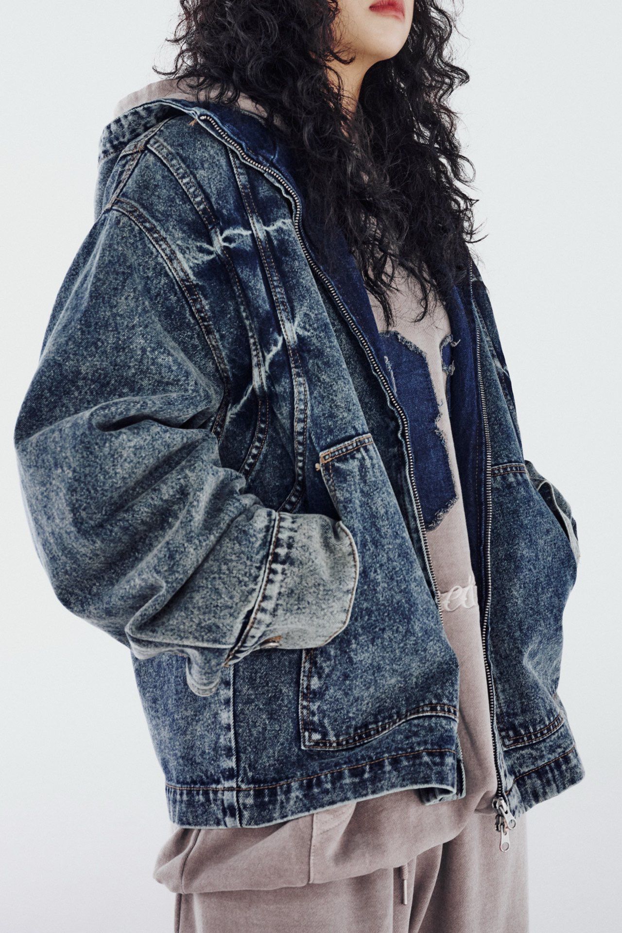 洗水連帽拉鍊牛仔褸 UNUSED-109JK