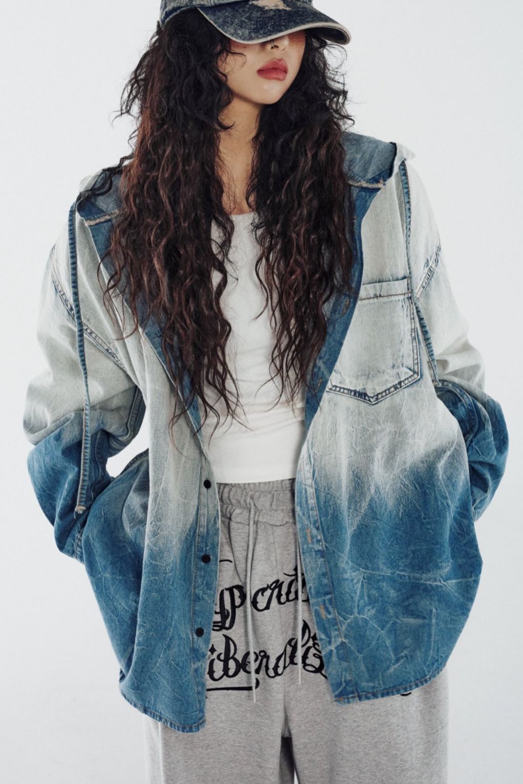 洗水連帽牛仔恤衫外套 UNUSED-123JK