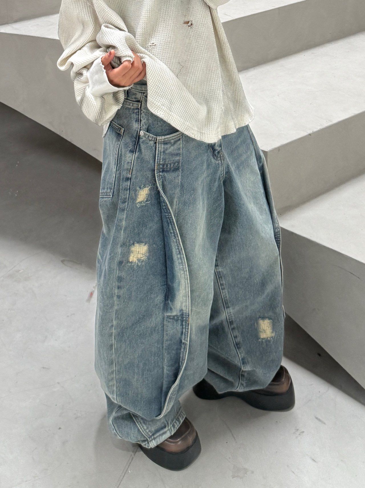 洗水鬆身牛仔褲 UNUSED-134P