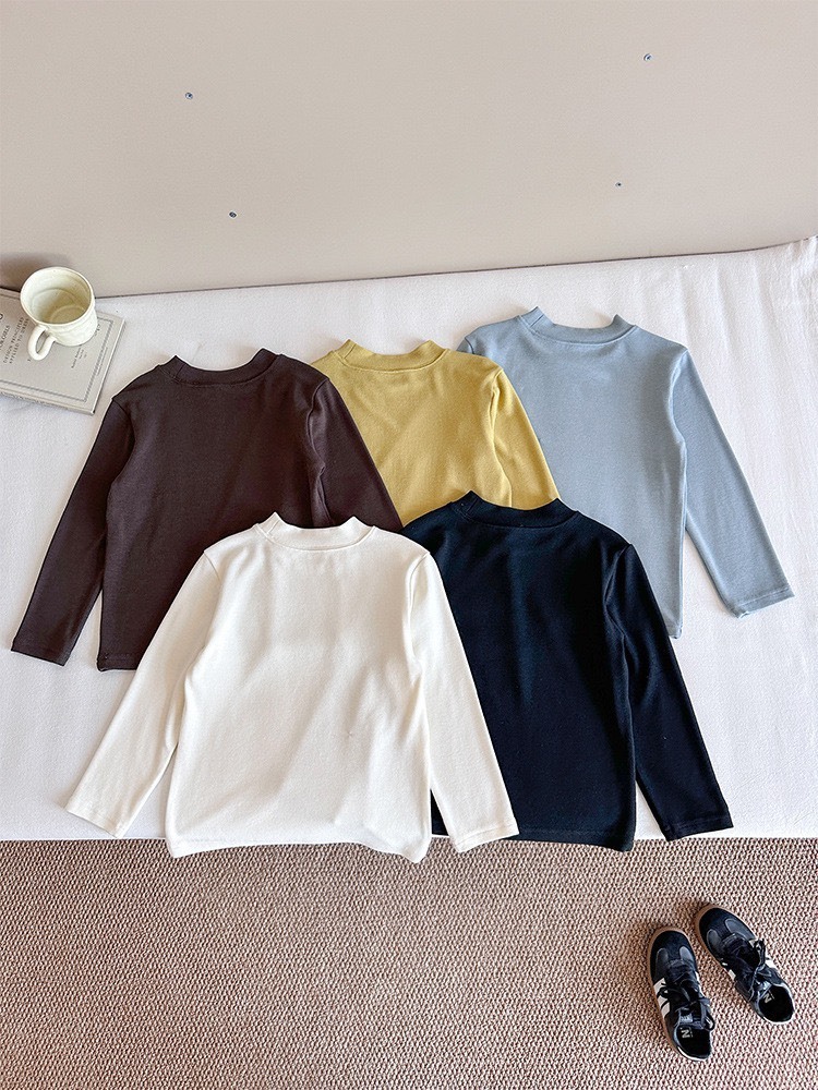純色長袖字母T恤
