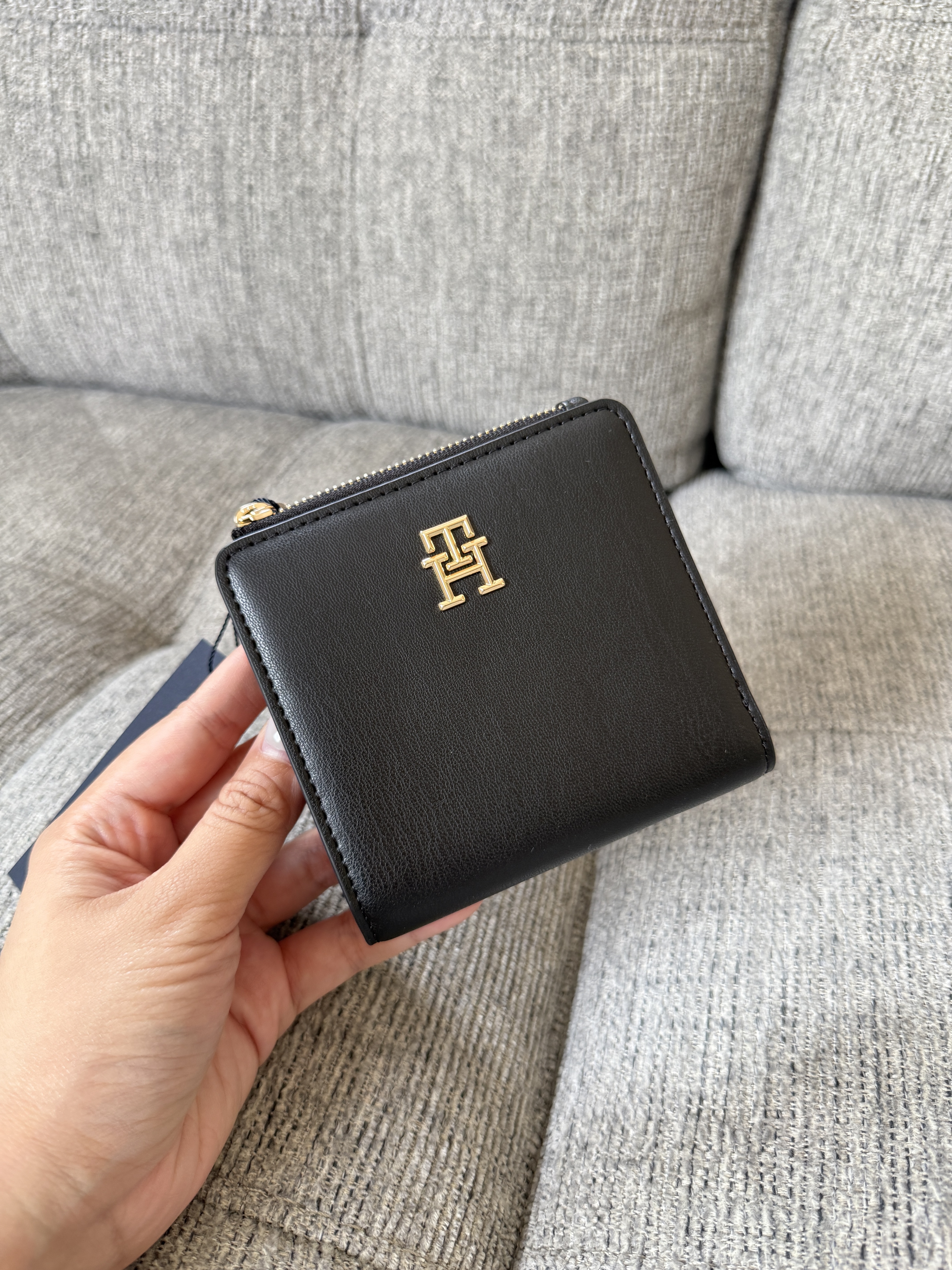 ［美國現貨］Tommy Hilfiger Flap Wallet