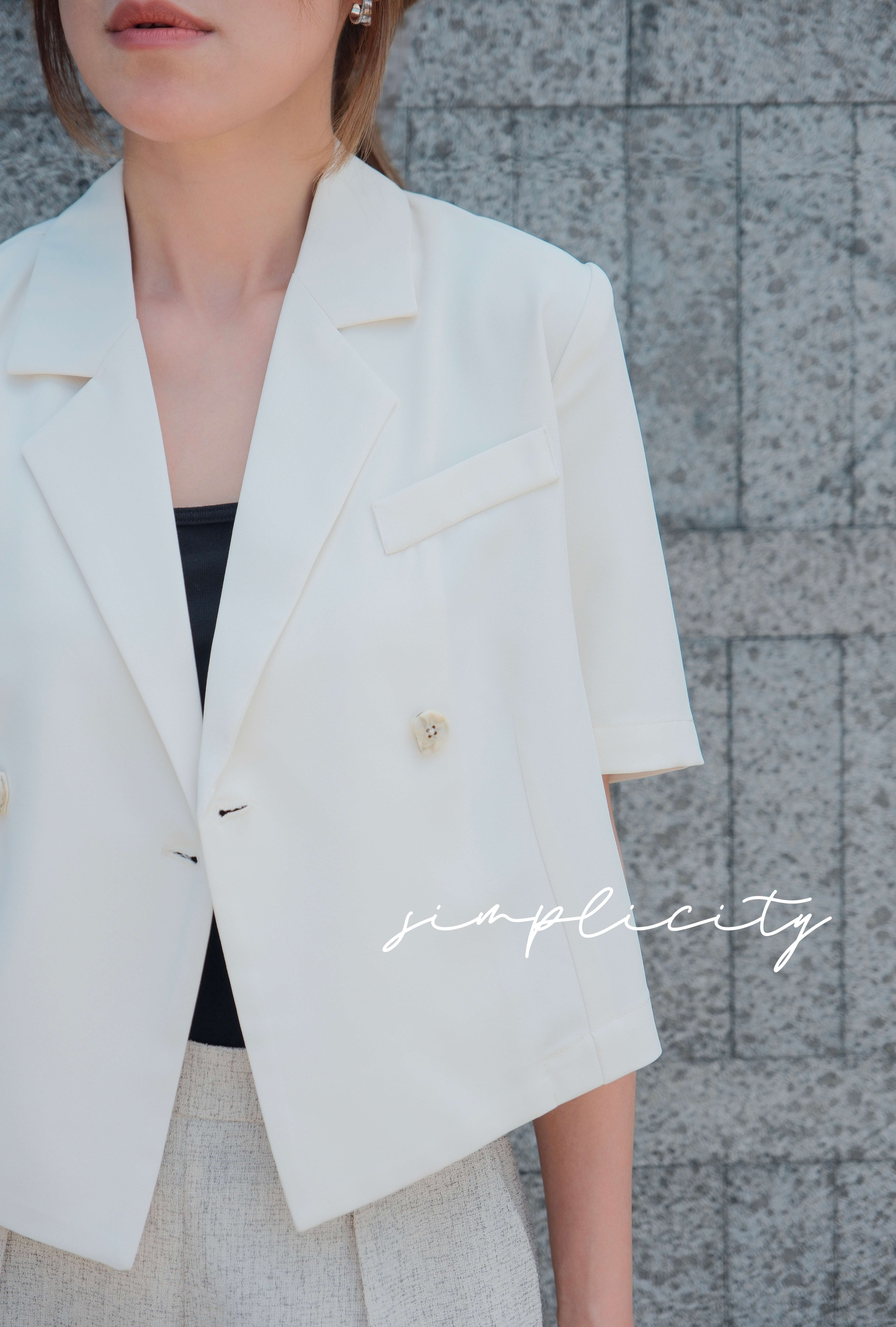 Notch Lapel Cropped Short Sleeve Blazer_BZ258L11