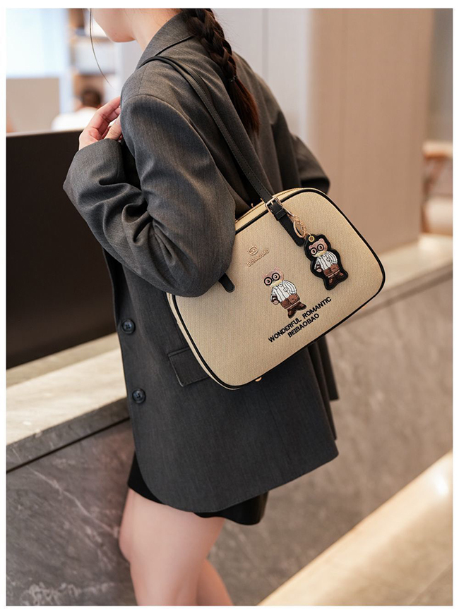 NEW 刺繡熊熊大容量肩揹長揹帶-兩款預購