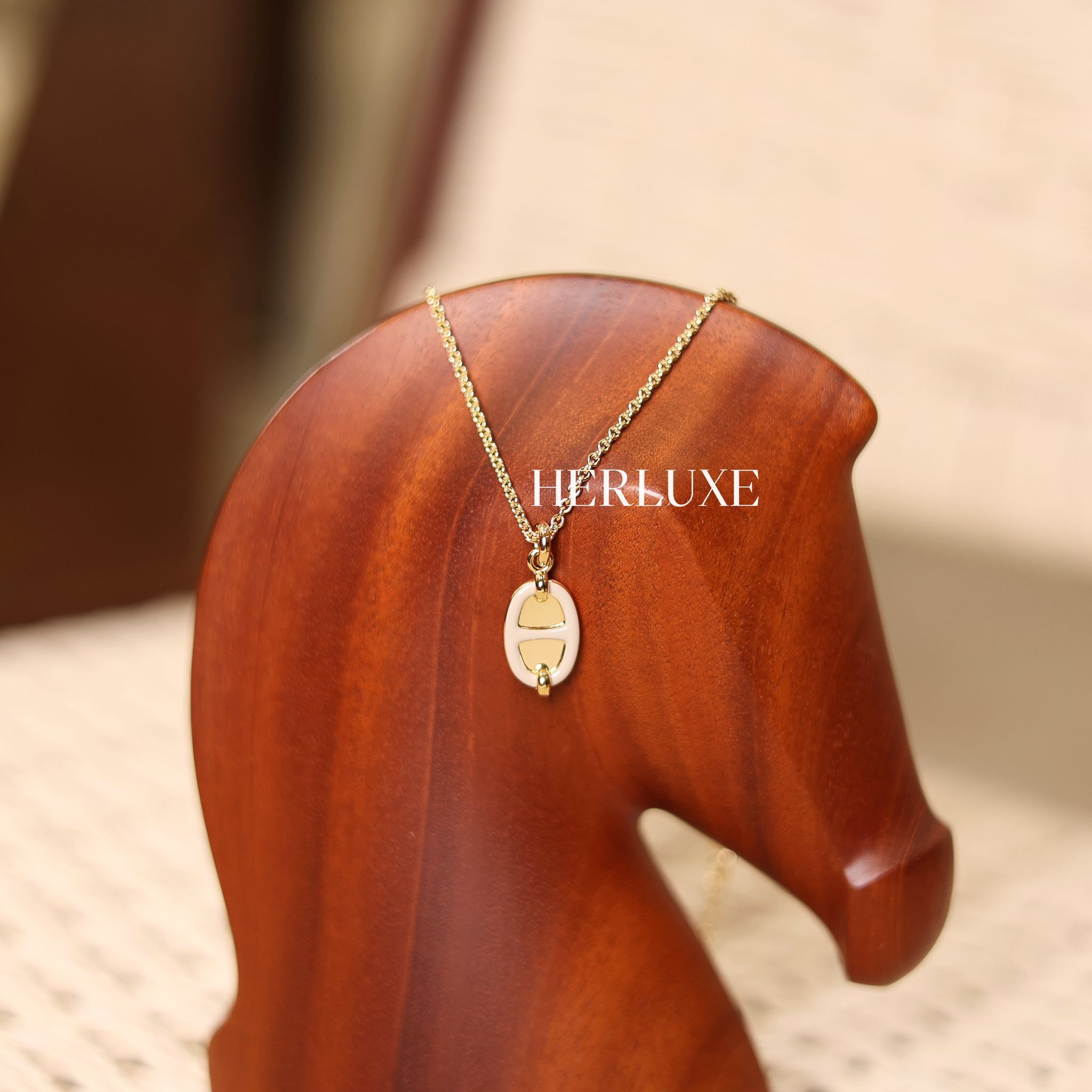 Mini maillon pendant small model marron glace CC