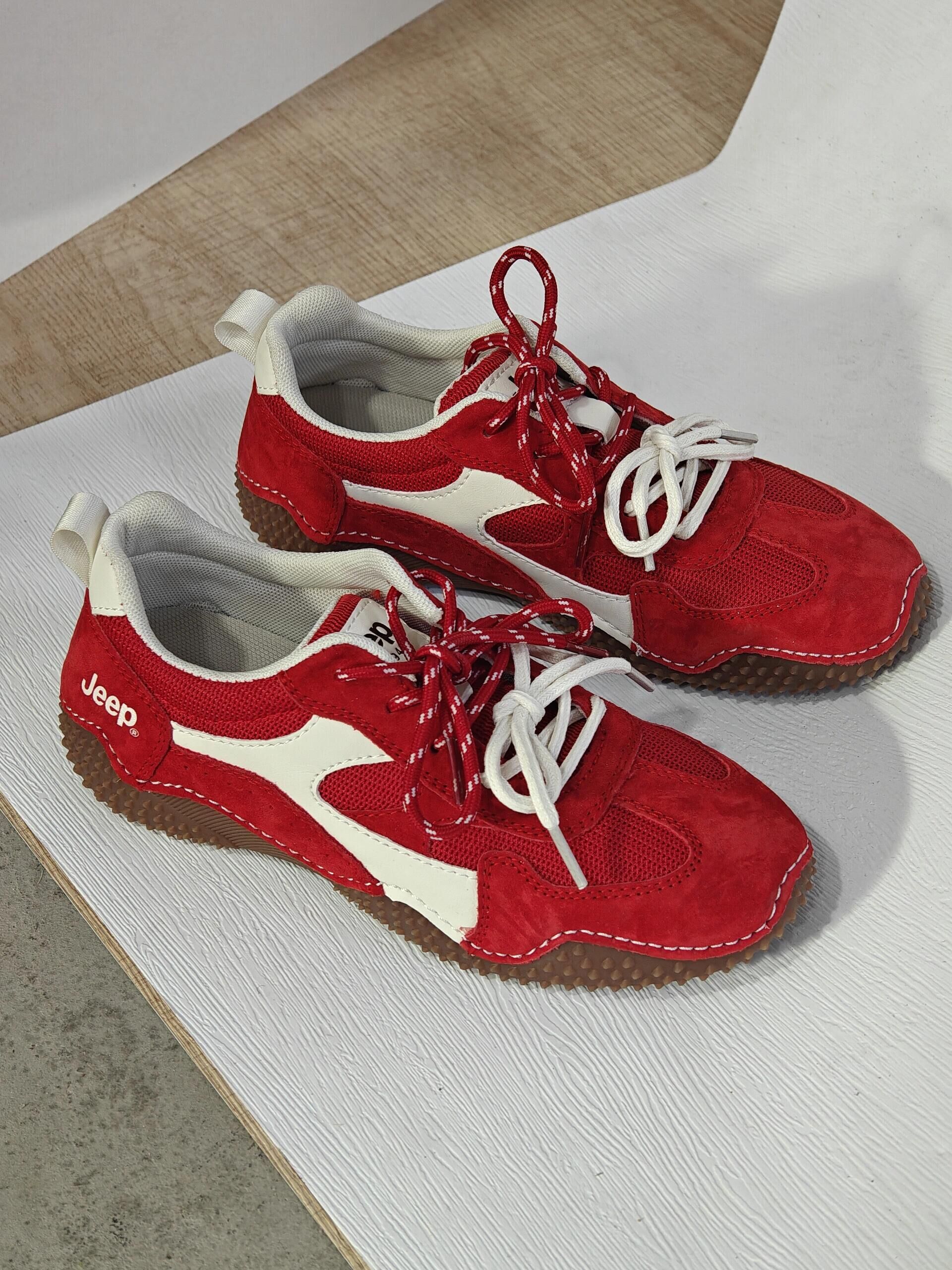 JEEP 吉普 雙鞋帶戶外慢跑鞋 運動鞋 網面 復古 透氣 麂皮 紅白色 活力紅 紅色 機能 女款/預購