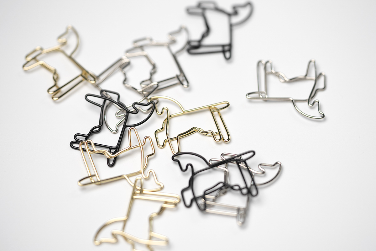 金色,黑色,銀色,迴紋針,兼具迴紋針與書籤,馬到成功造型迴紋針