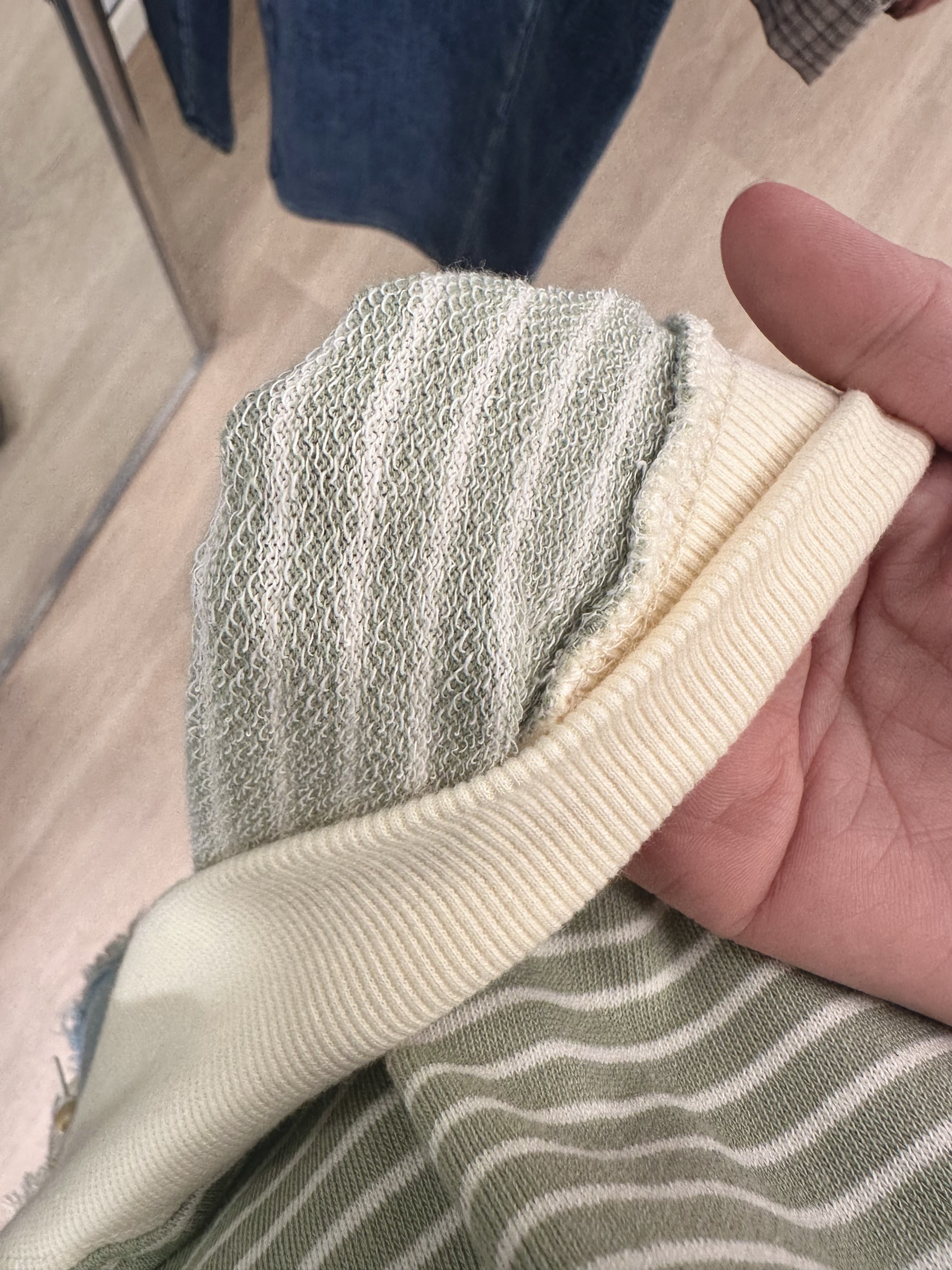 韓國大減價珠底上衣(14755)