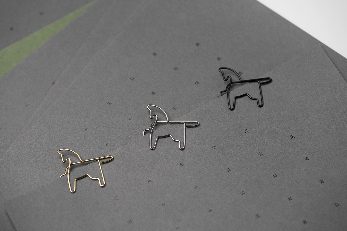 金色,黑色,銀色,迴紋針,兼具迴紋針與書籤,馬到成功造型迴紋針